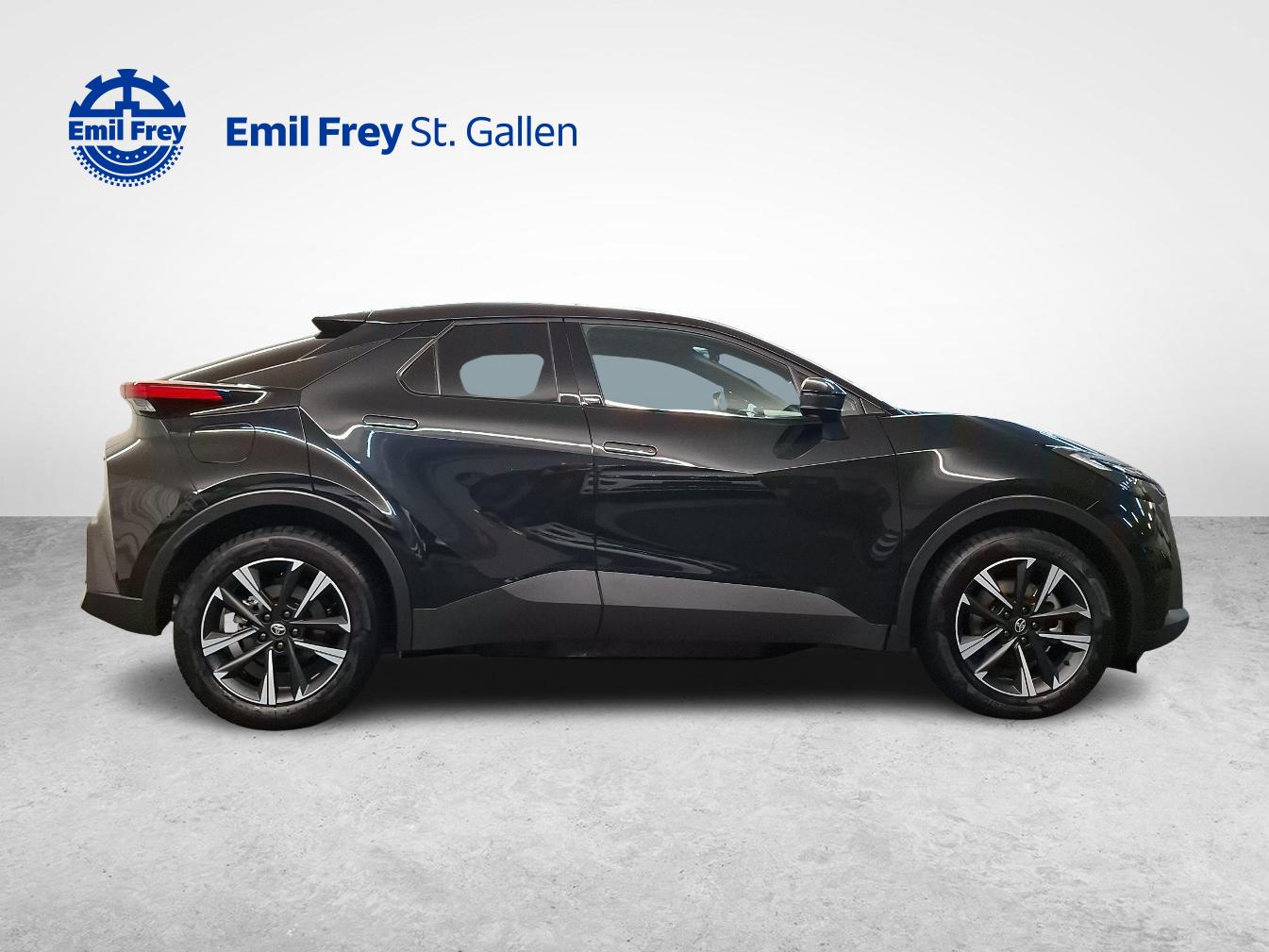TOYOTA C-HR 2.0 PHEV Swiss Edition-image-5