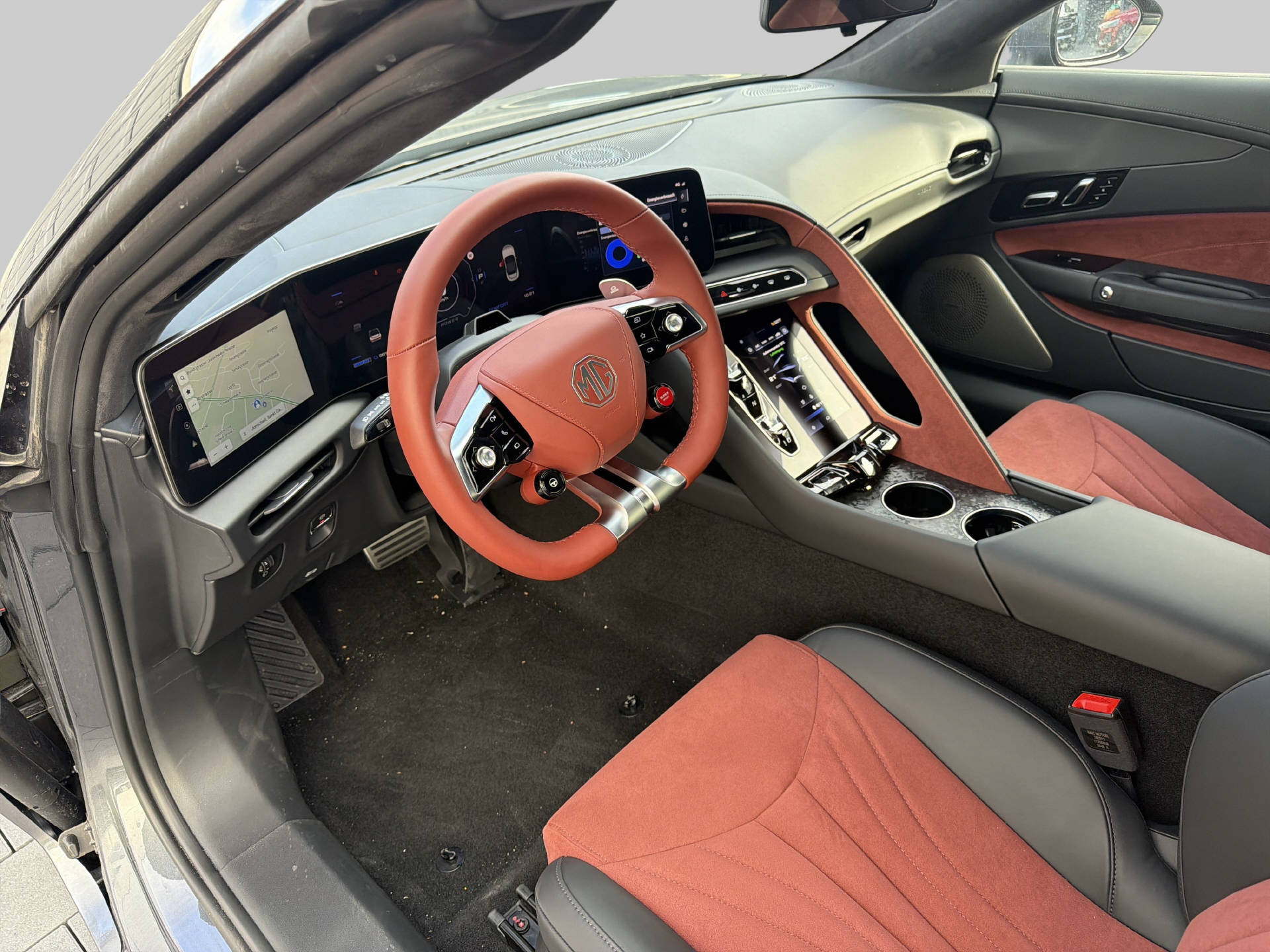 MG Cyberster 77 kWh 4WD-image-6