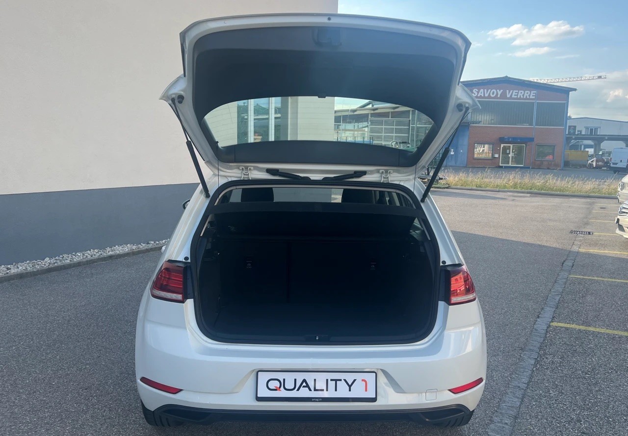 VW Golf 1.0 TSI Trendline-image-13