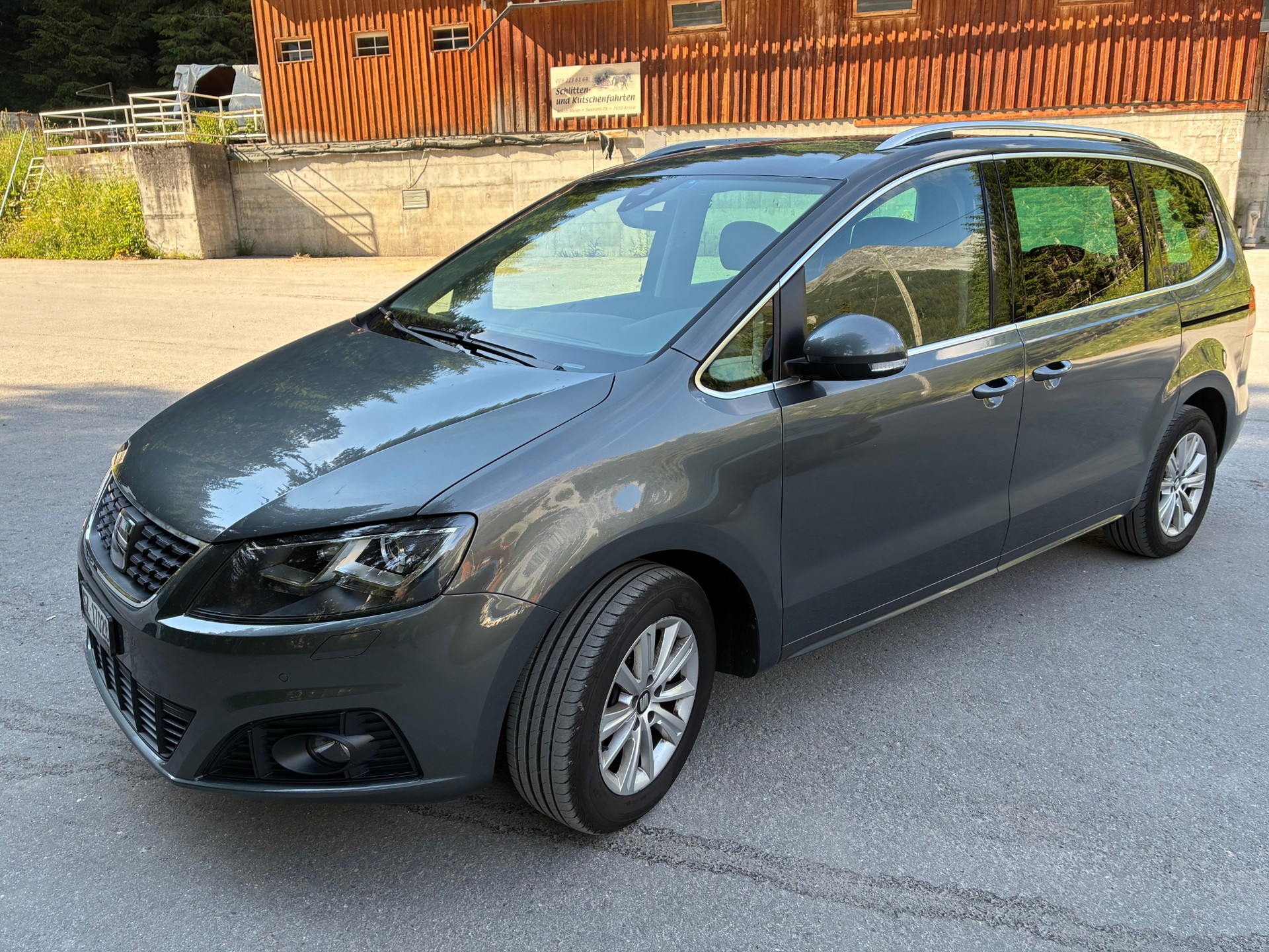 SEAT 1.4 TSI Hola FR DSG S/S-image-2
