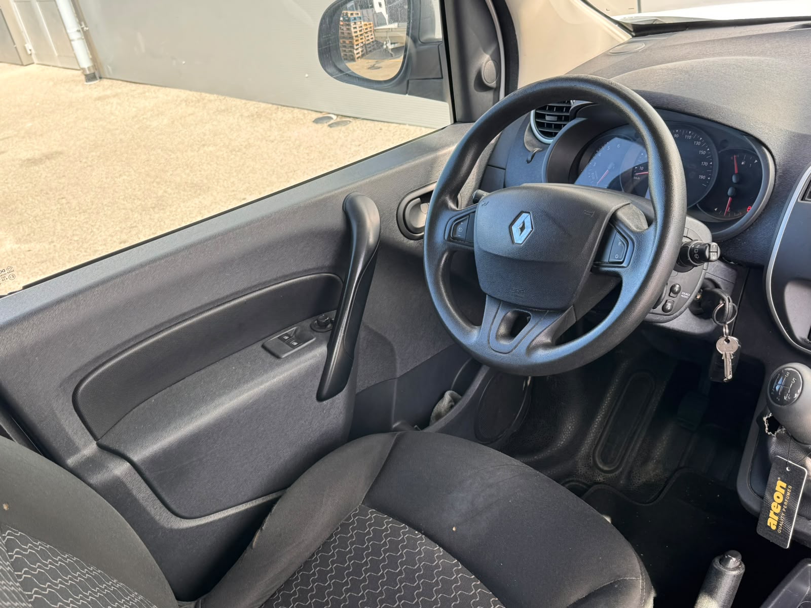 RENAULT Kangoo Medium dCi 90 Business-image-12