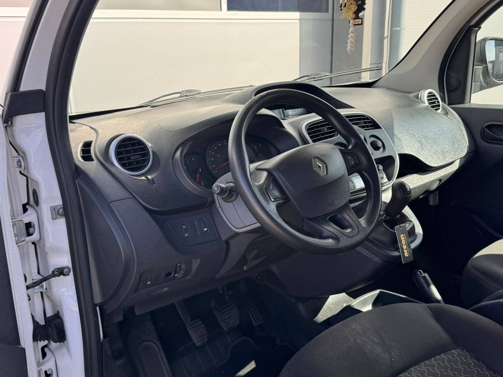 RENAULT Kangoo Medium dCi 90 Business-image-15