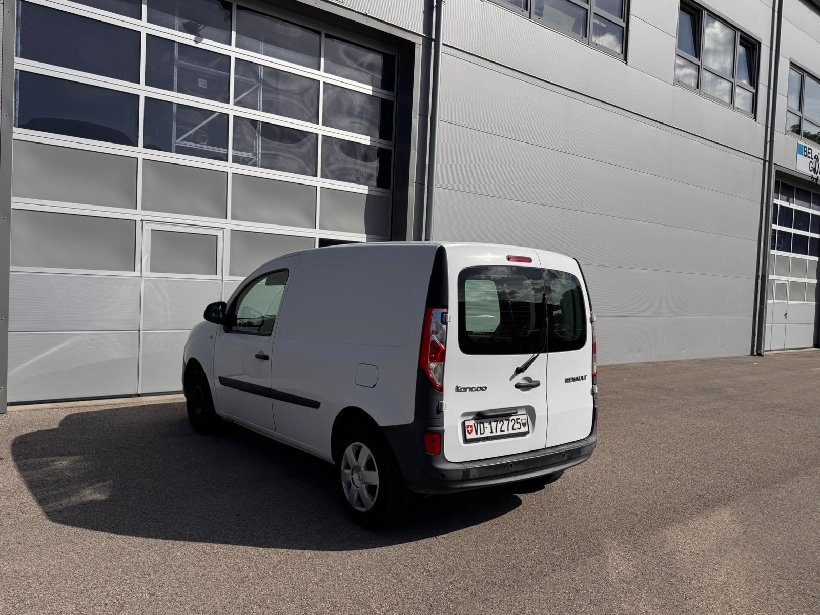 RENAULT Kangoo Medium dCi 90 Business-showroom-element-3