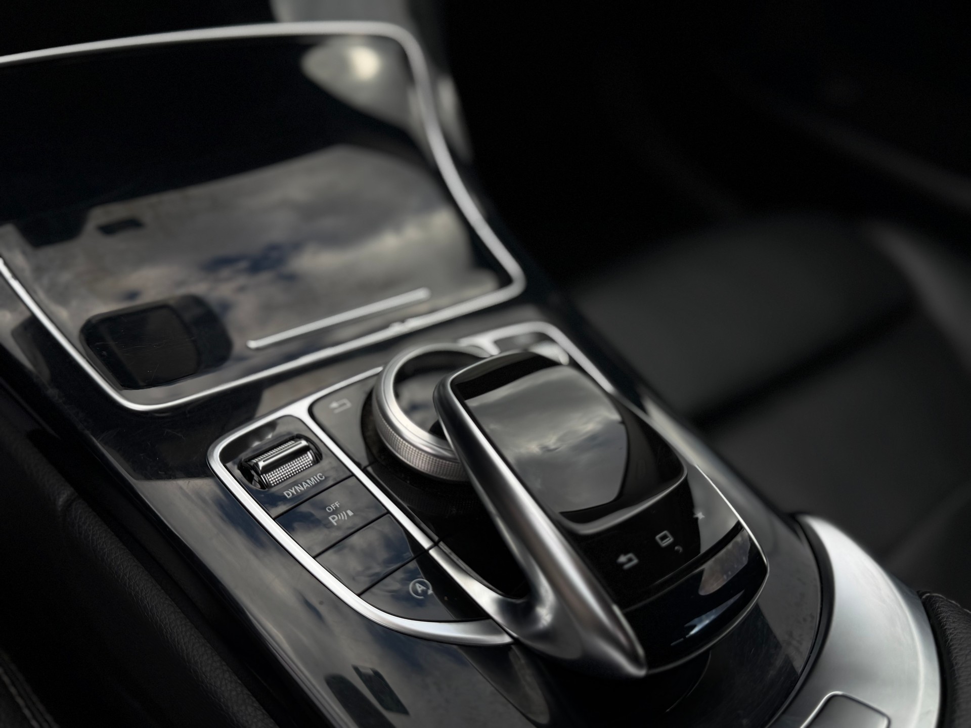 MERCEDES-BENZ C 200 7G-Tronic-image-7
