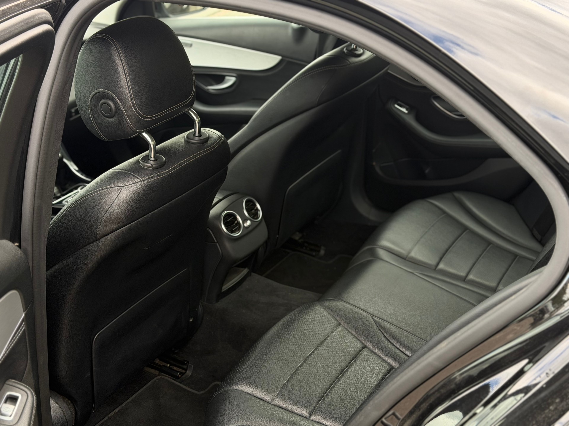 MERCEDES-BENZ C 200 7G-Tronic-image-6