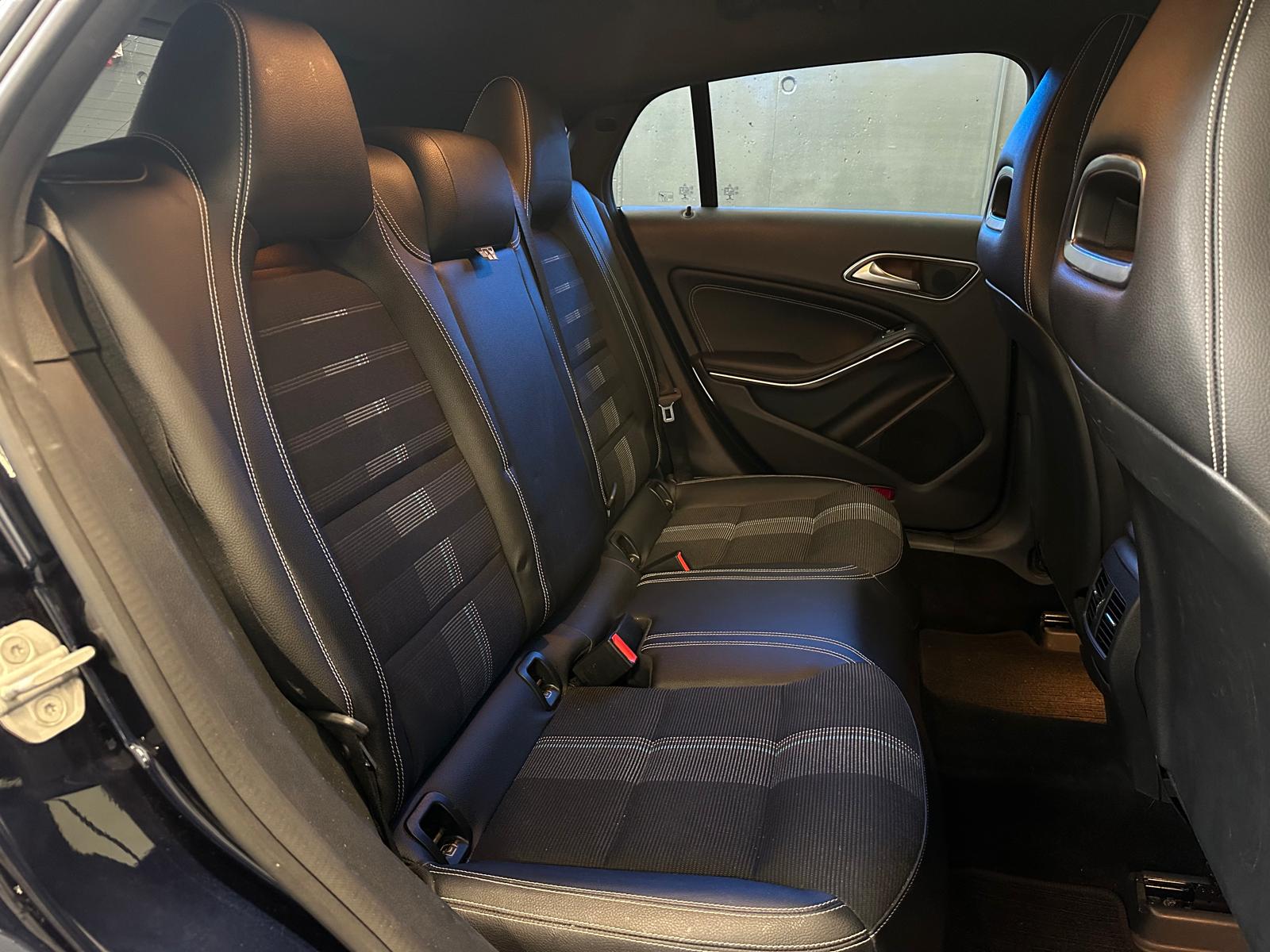 MERCEDES-BENZ CLA Shooting Brake 220 d Urban 4Matic 7G-DCT-image-13