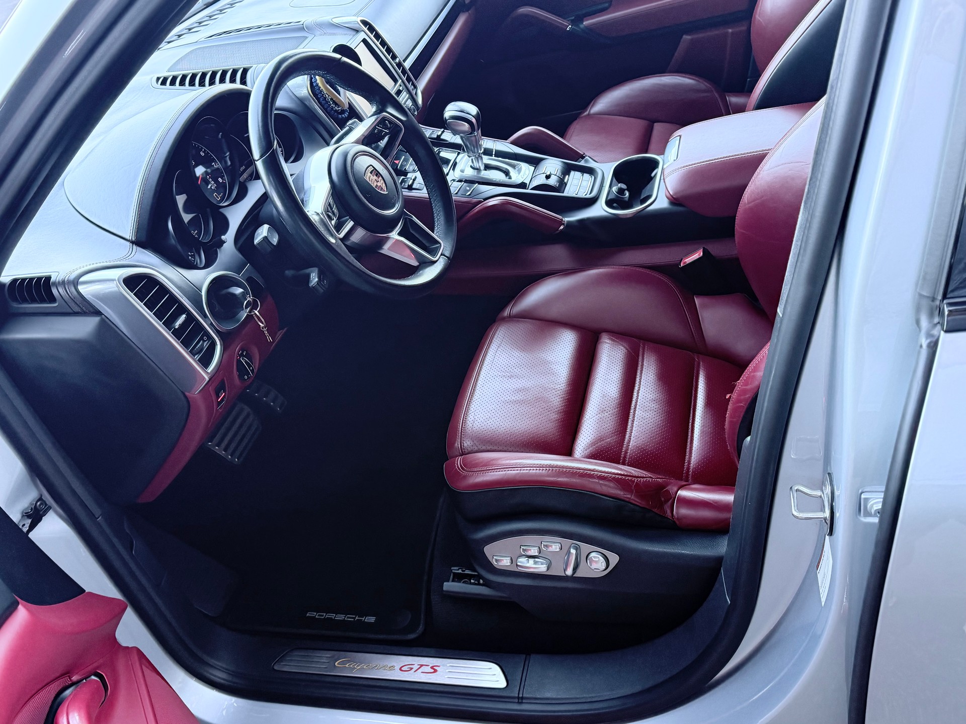 PORSCHE Cayenne 3.6 V6 GTS TipT-image-5
