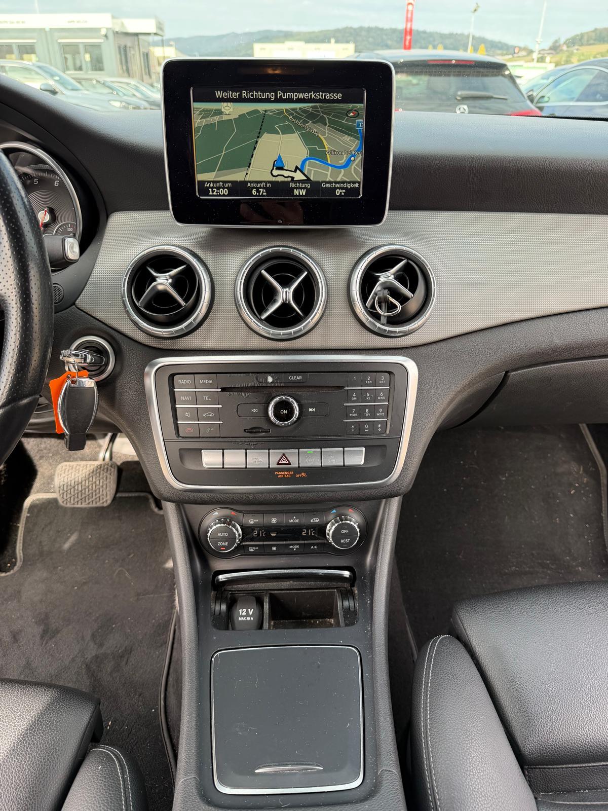 MERCEDES-BENZ CLA-Klasse X117 Shooting Brake CLA 180 Urban-image-11