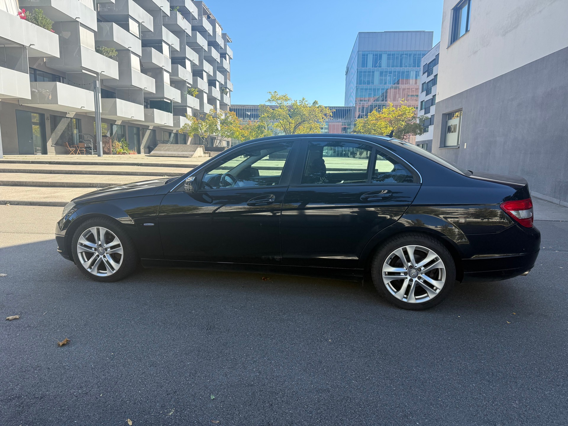 MERCEDES-BENZ C 200 CDI BlueEfficiency Elégance-image-5