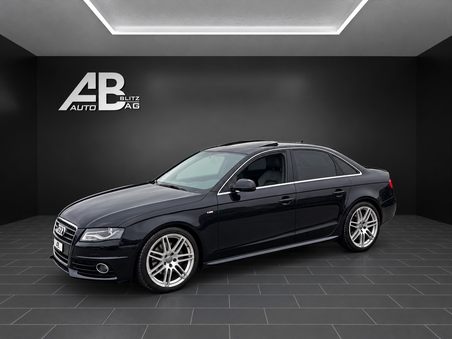 AUDI A4 Limousine 2.0 TFSI S-Line multitronic mit 211 PS-image-1
