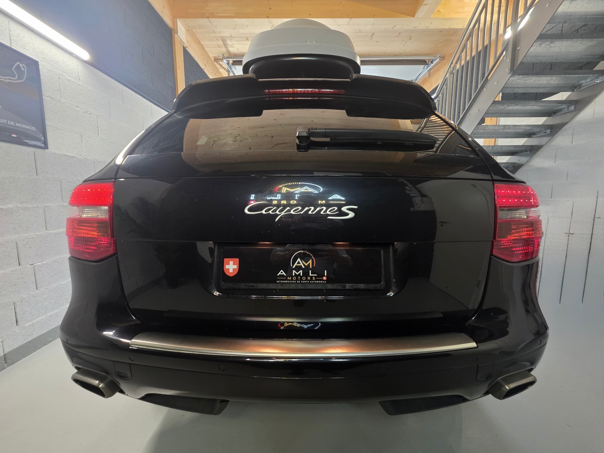PORSCHE Cayenne S-image-2