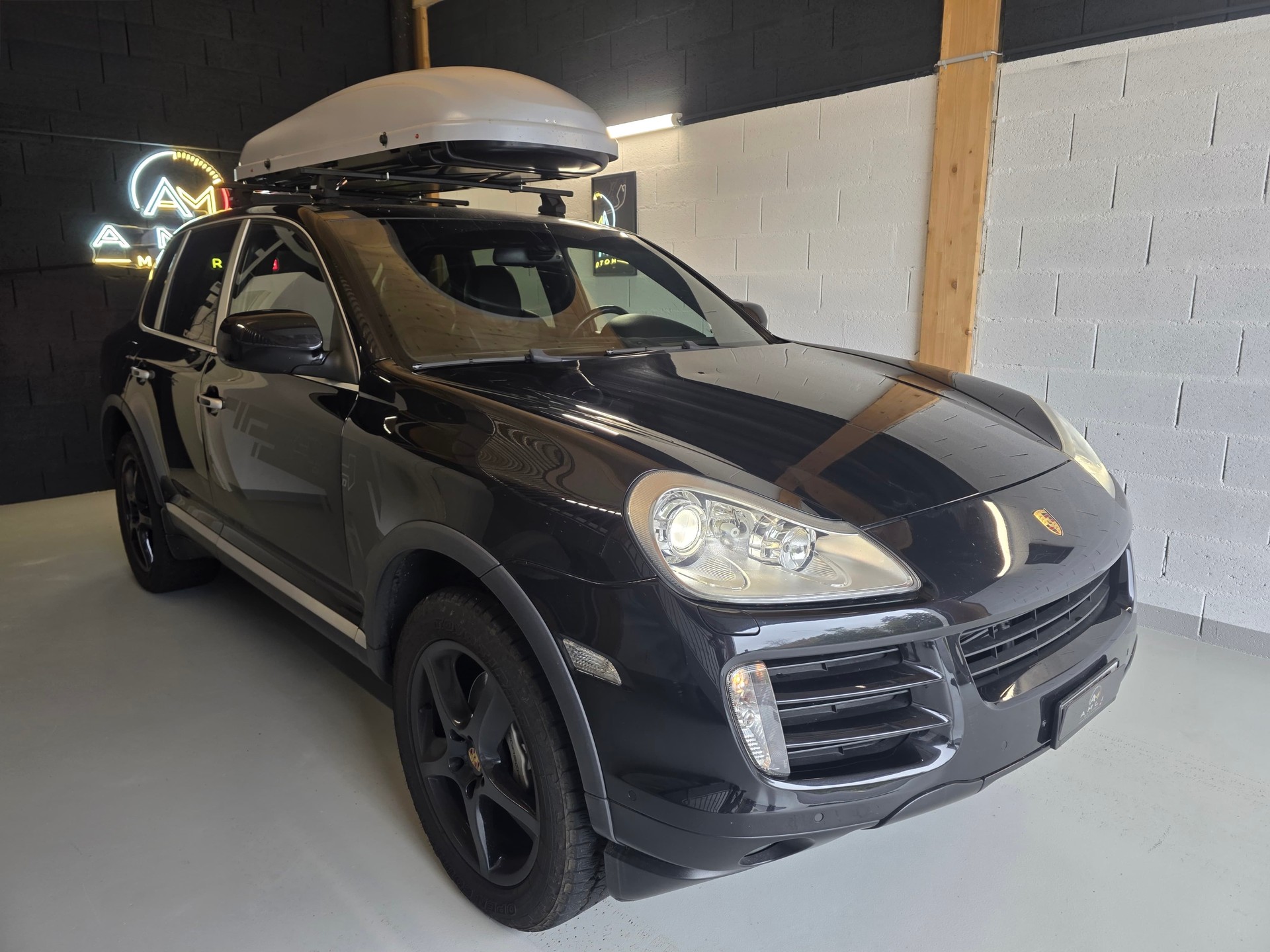 PORSCHE Cayenne S-image-0