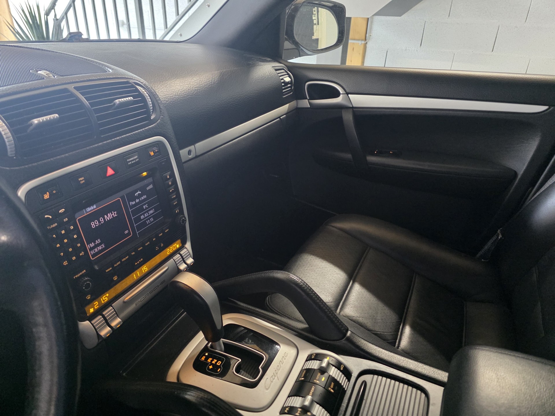 PORSCHE Cayenne S-image-10