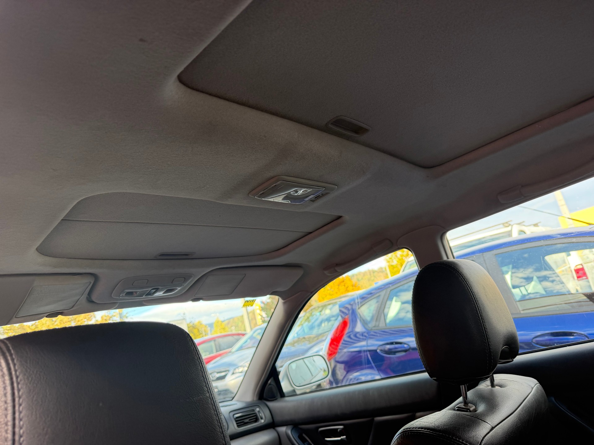 SUBARU Legacy 2.5 Limited-image-10