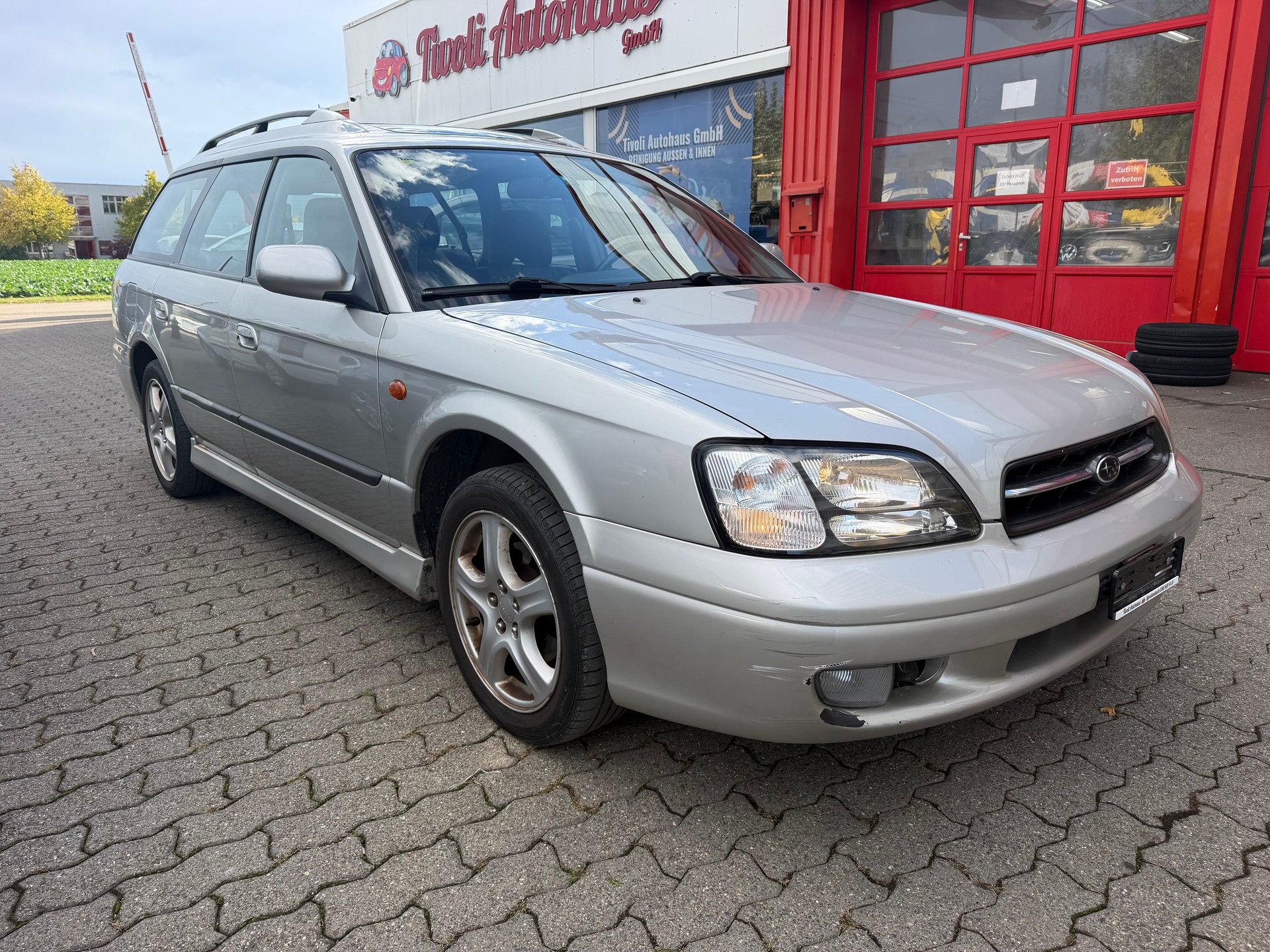 SUBARU Legacy 2.5 Limited-showroom-element-1