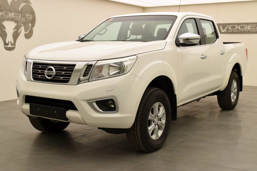 NISSAN Navara 2.3 cCi Double Cab 7T AHK-showroom-element-1