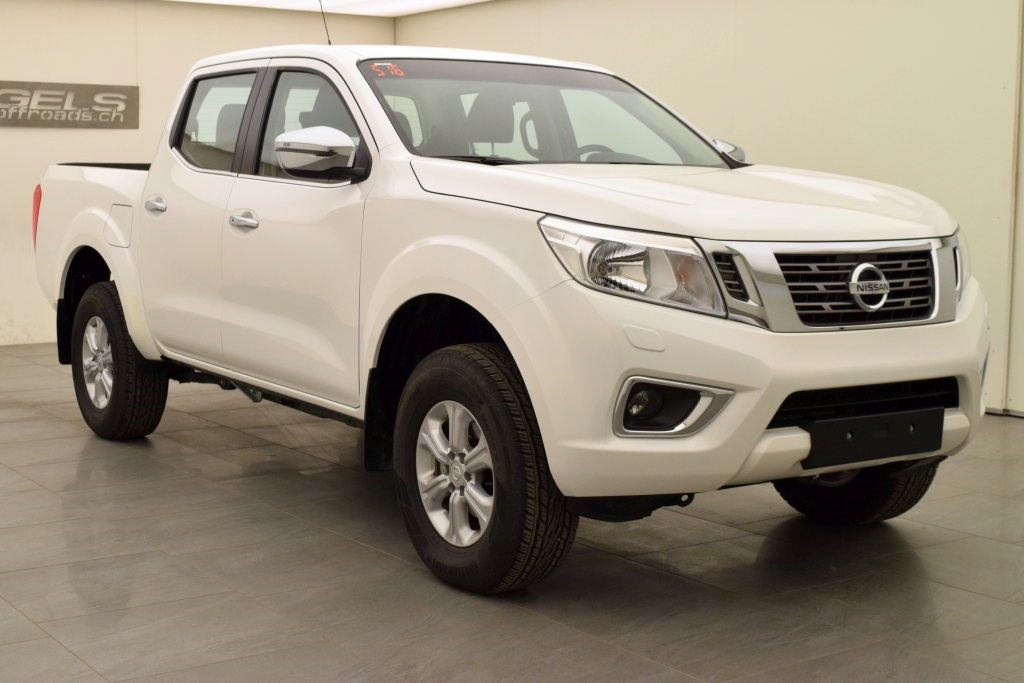 NISSAN Navara 2.3 cCi Double Cab 7T AHK-showroom-element-2