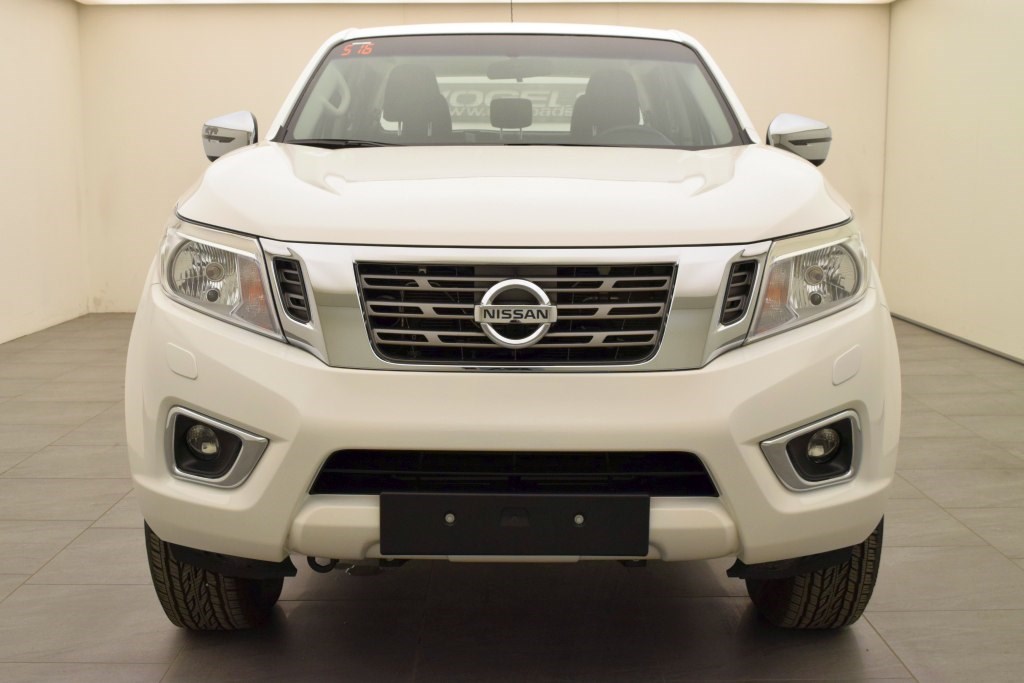 NISSAN Navara 2.3 cCi Double Cab 7T AHK-showroom-element-3