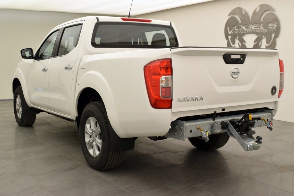 NISSAN Navara 2.3 cCi Double Cab 7T AHK-image-5