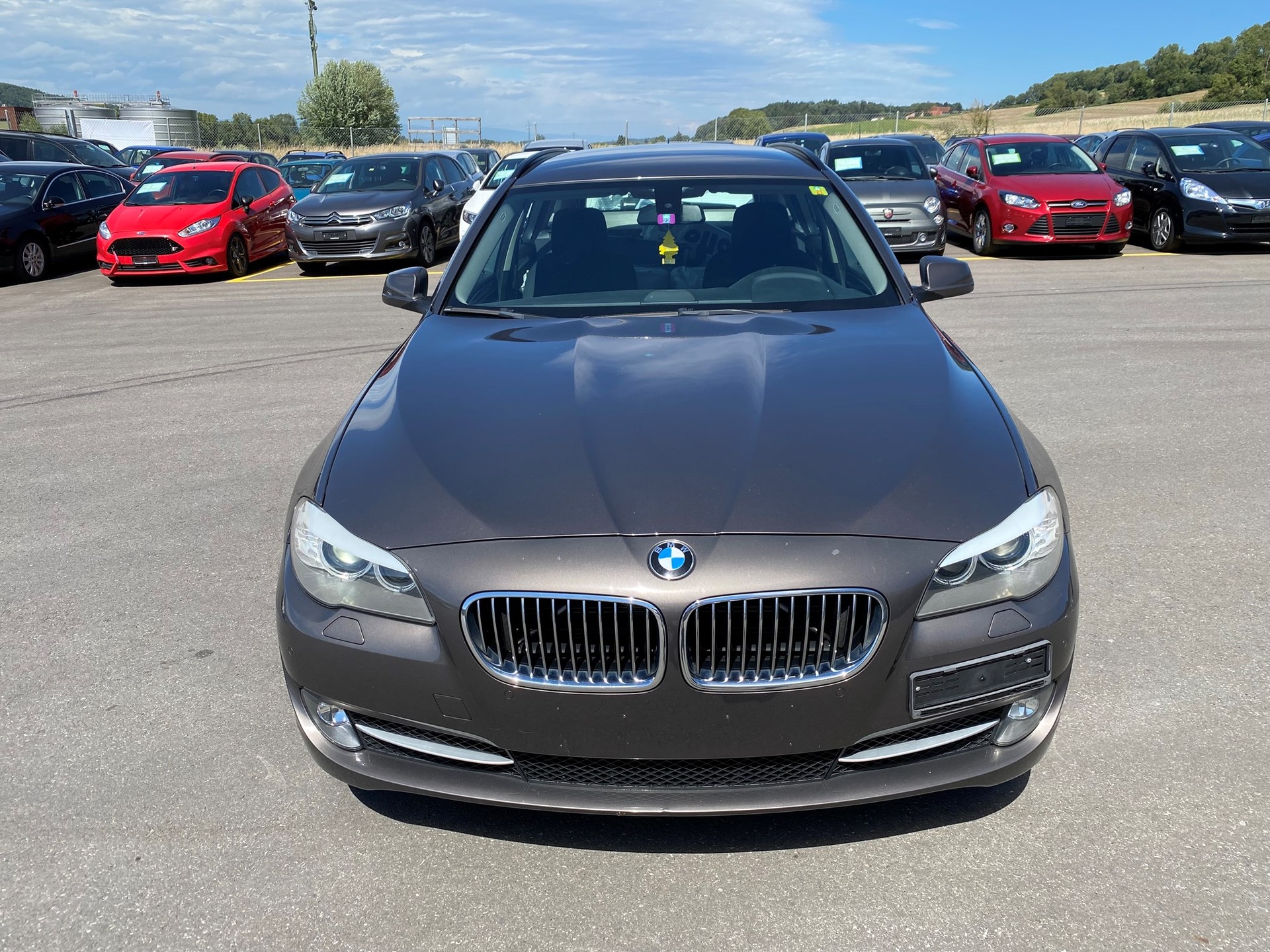 BMW 520d Touring-image-7