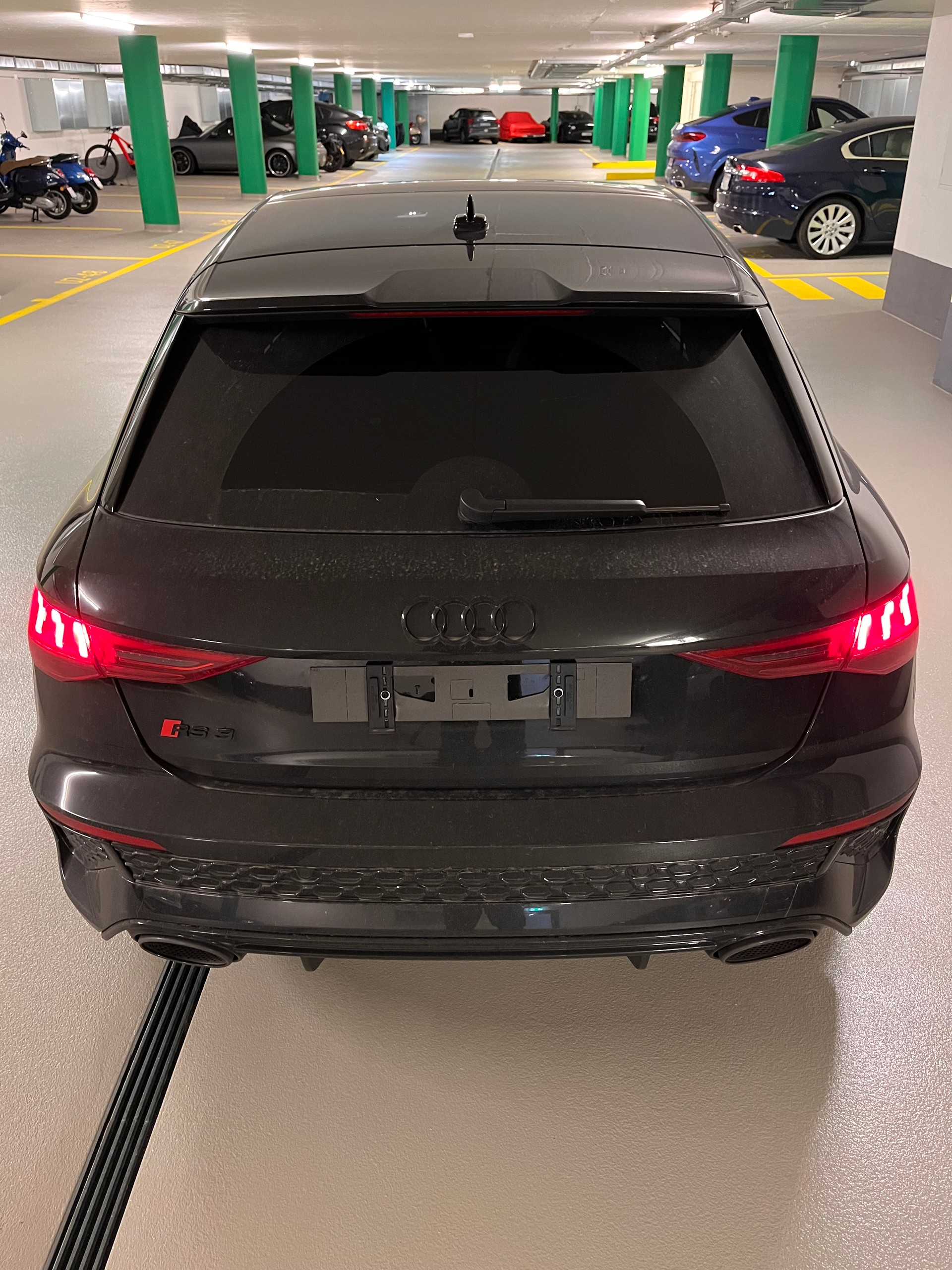AUDI RS3 Sportback 2.5 TSI quattro-image-3