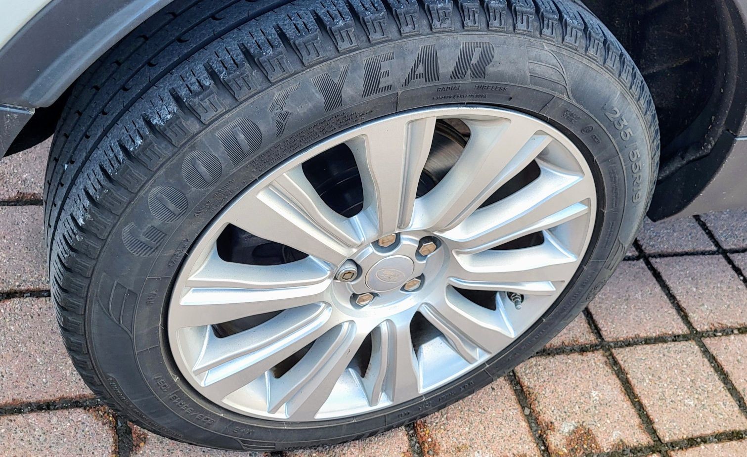 LAND ROVER Range Rover Evoque 2.0 TD4 SE Dynamic AT9-image-9