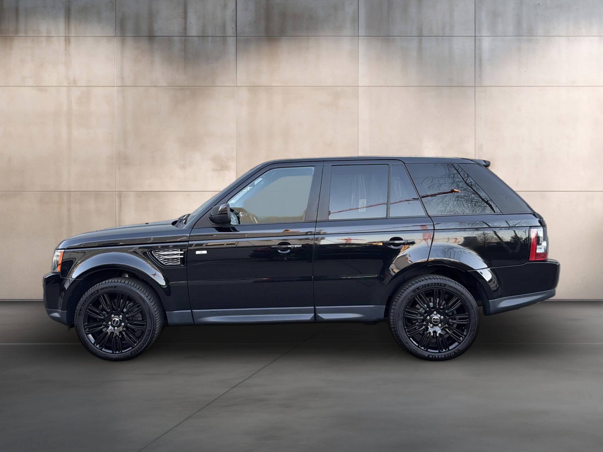 LAND ROVER Range Rover Sport 3.0 TDV6 HSE Automatic-image-0
