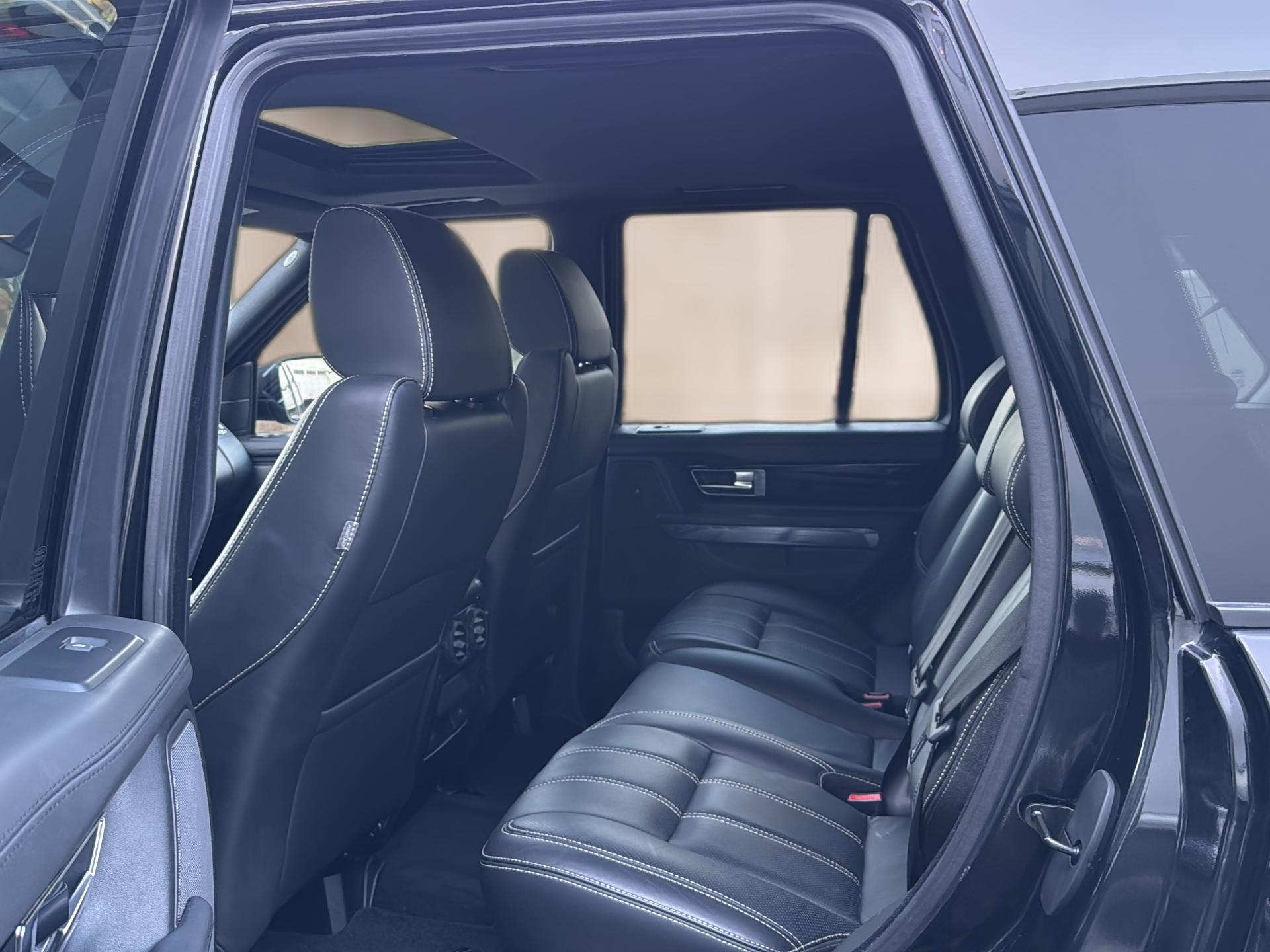 LAND ROVER Range Rover Sport 3.0 TDV6 HSE Automatic-image-5