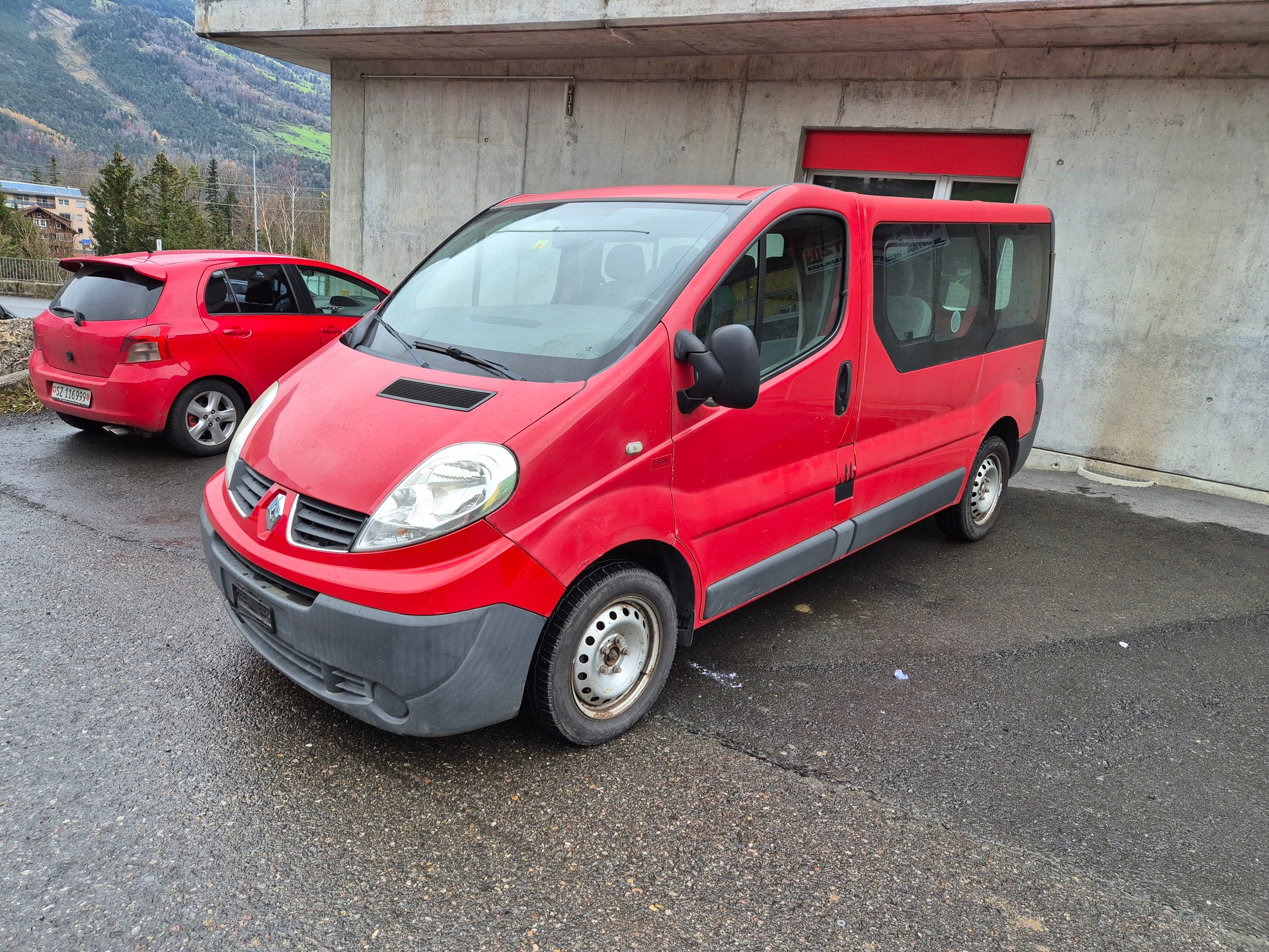 RENAULT Trafic 2.0 dCi 90 2.7t L1H1 Authentique-image-0