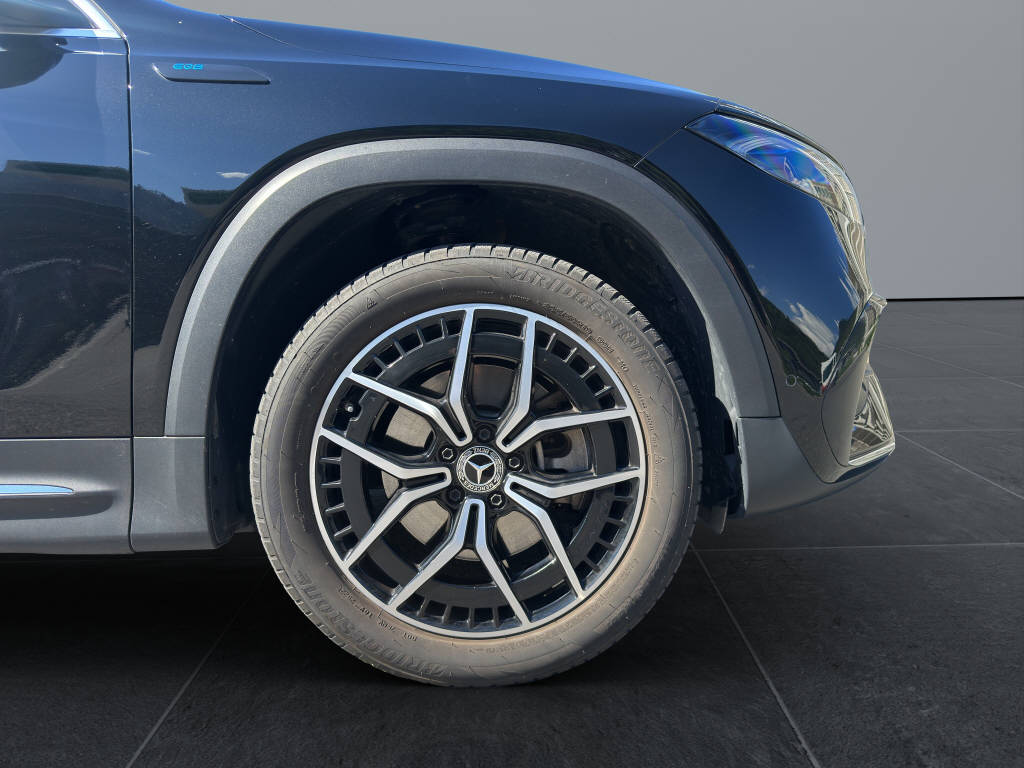MERCEDES-BENZ EQB 350-image-15