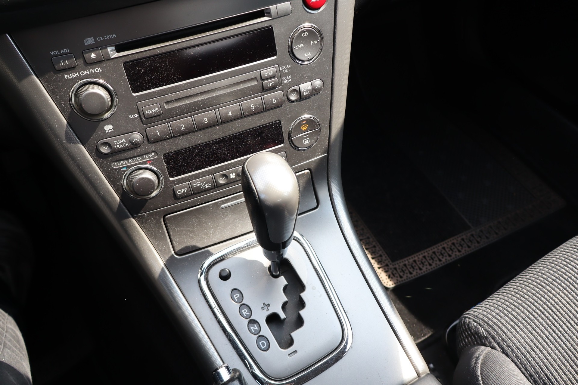 SUBARU Outback 2.5i AWD-image-9