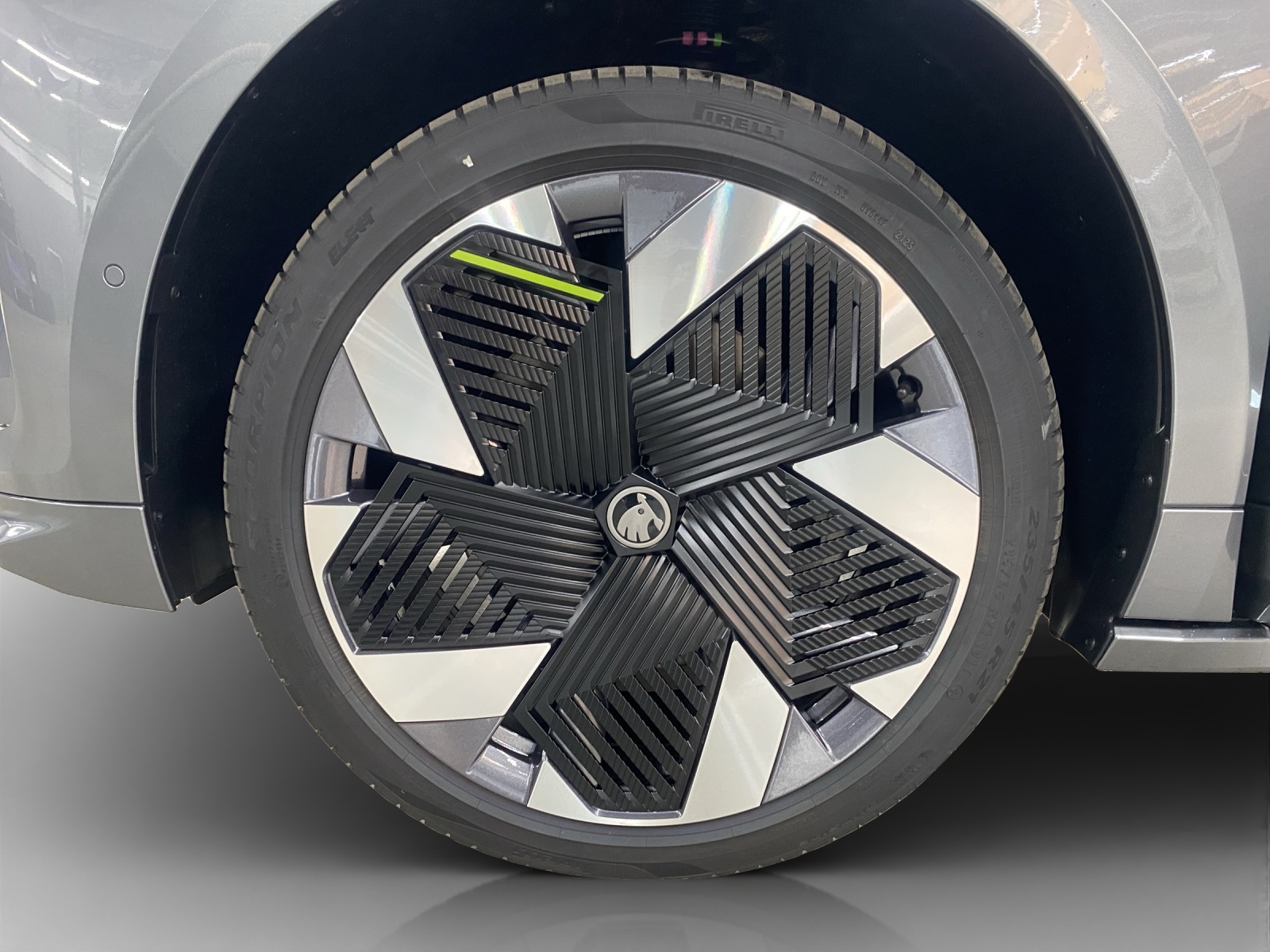 SKODA Enyaq Coupé RS 4x4-image-15