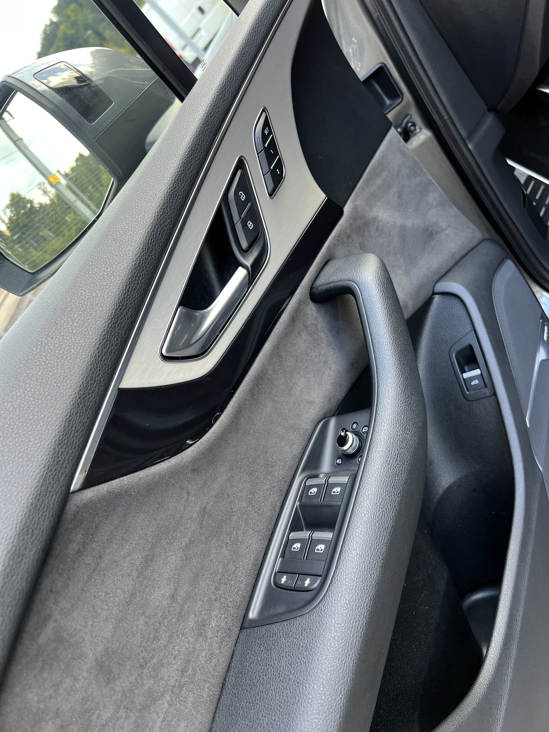 AUDI Q7 3.0 TDI quattro tiptronic-image-16