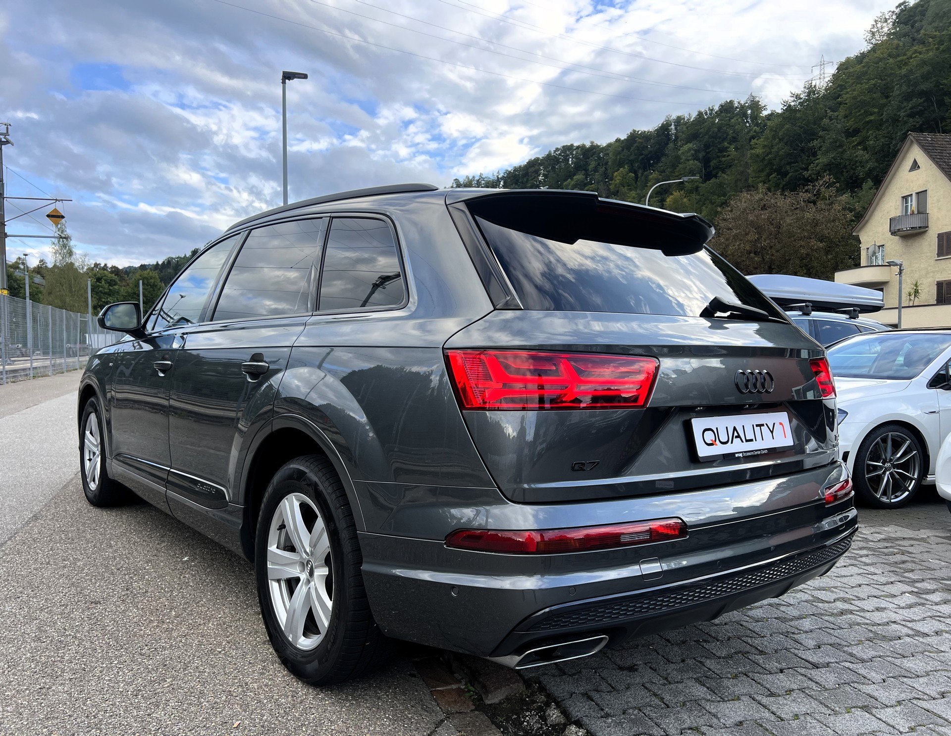 AUDI Q7 3.0 TDI quattro tiptronic-image-2