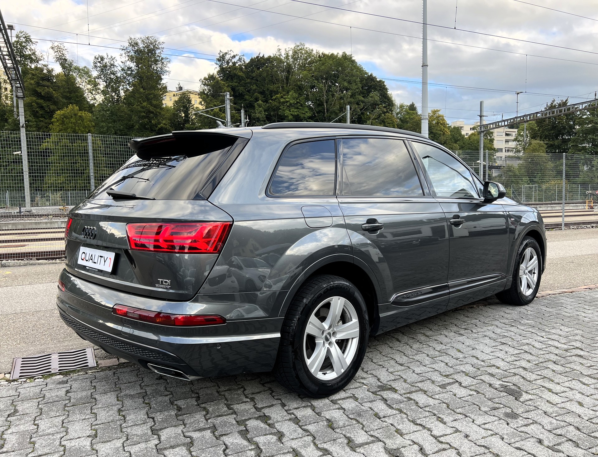AUDI Q7 3.0 TDI quattro tiptronic-image-4