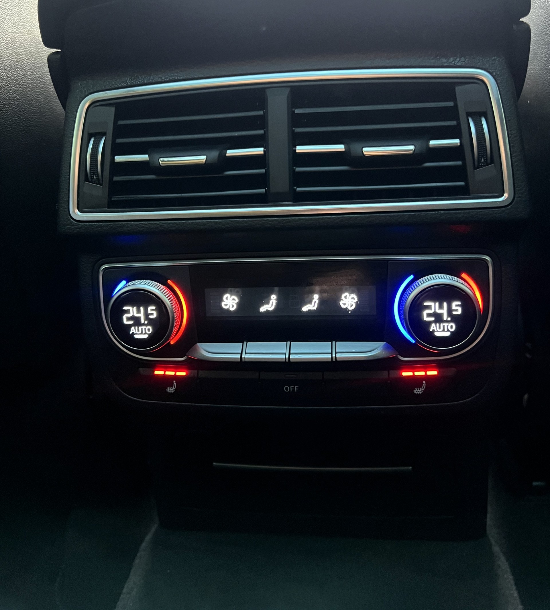 AUDI Q7 3.0 TDI quattro tiptronic-image-18