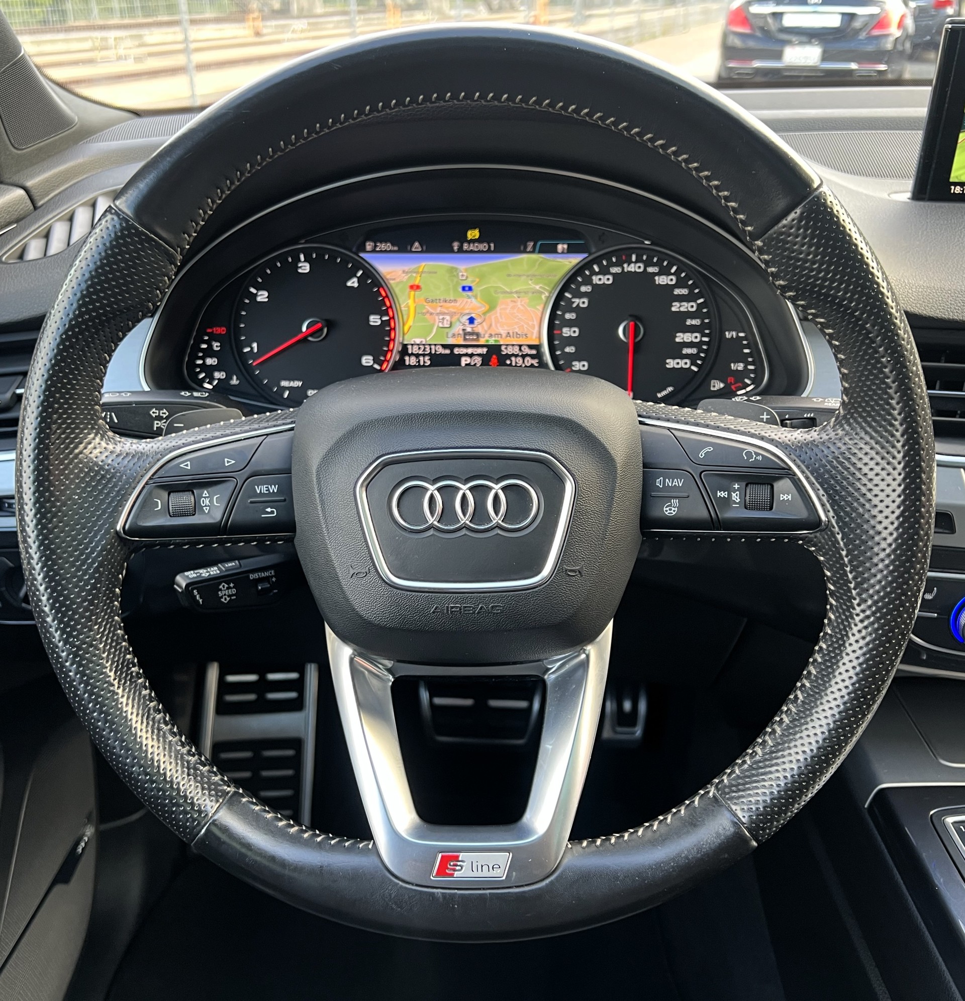 AUDI Q7 3.0 TDI quattro tiptronic-image-24