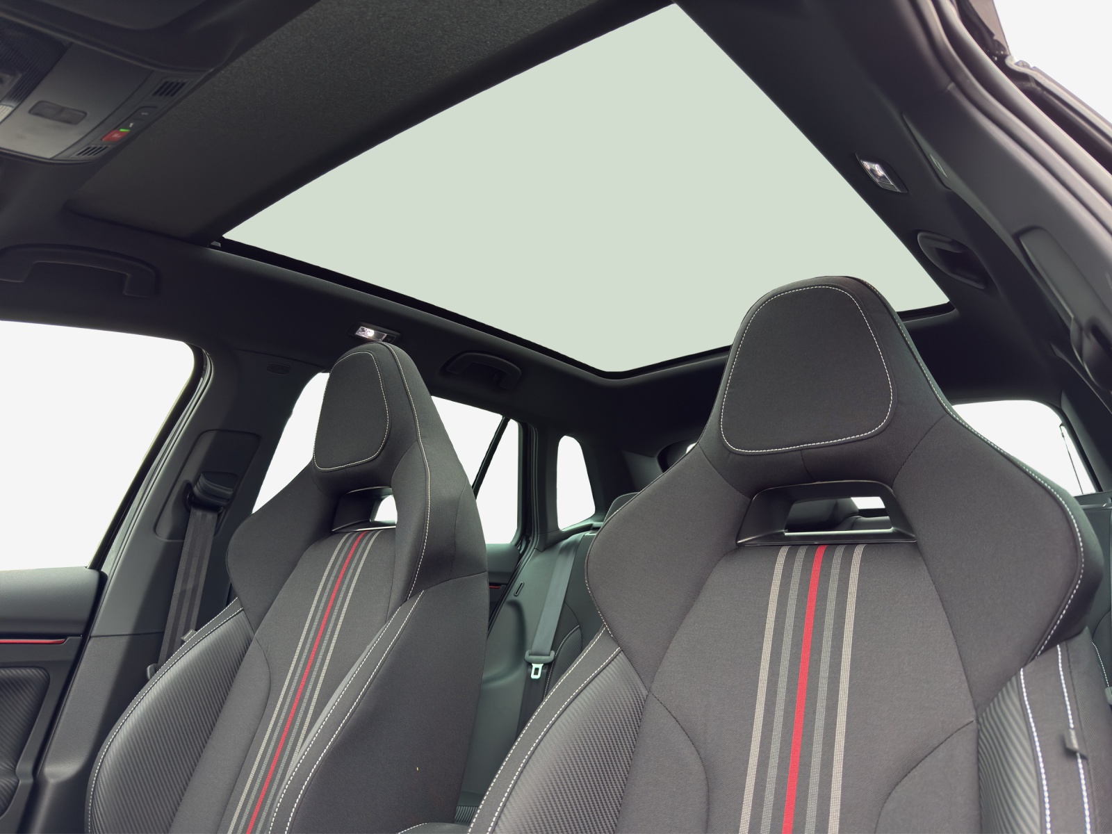 SKODA Kamiq 1.5 TSI Monte Carlo DSG-image-14