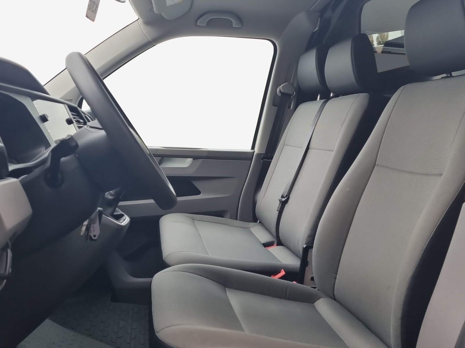 VW T6.1 2.0 TDI-image-7