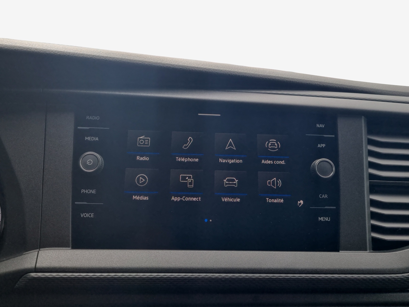VW T6.1 2.0 TDI-image-15