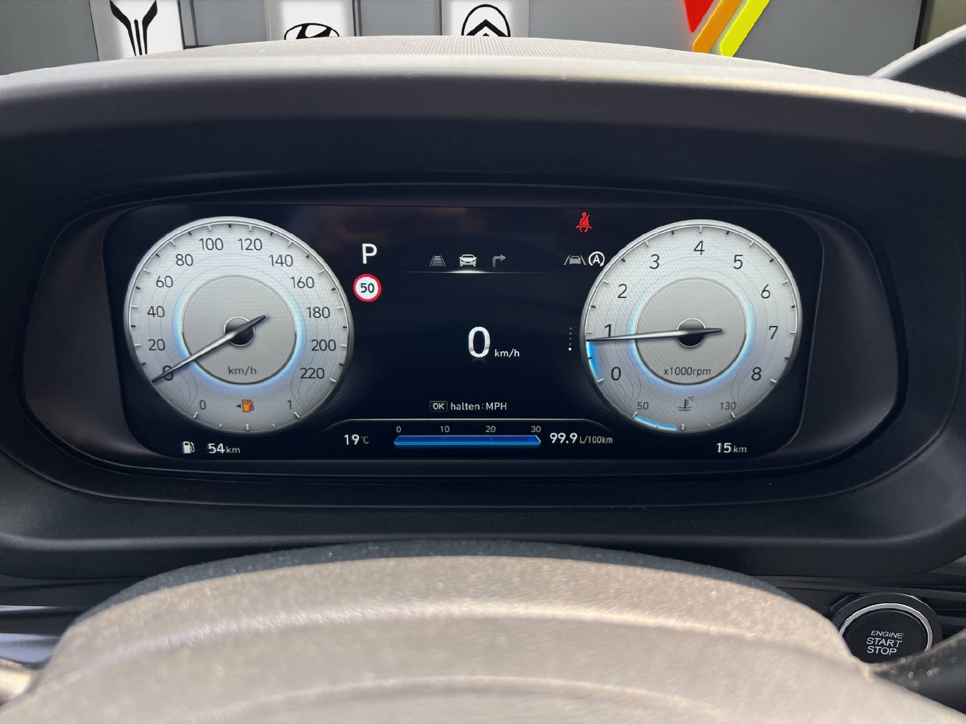 HYUNDAI i20 1.0 T-GDi 120 48V Amplia-image-10
