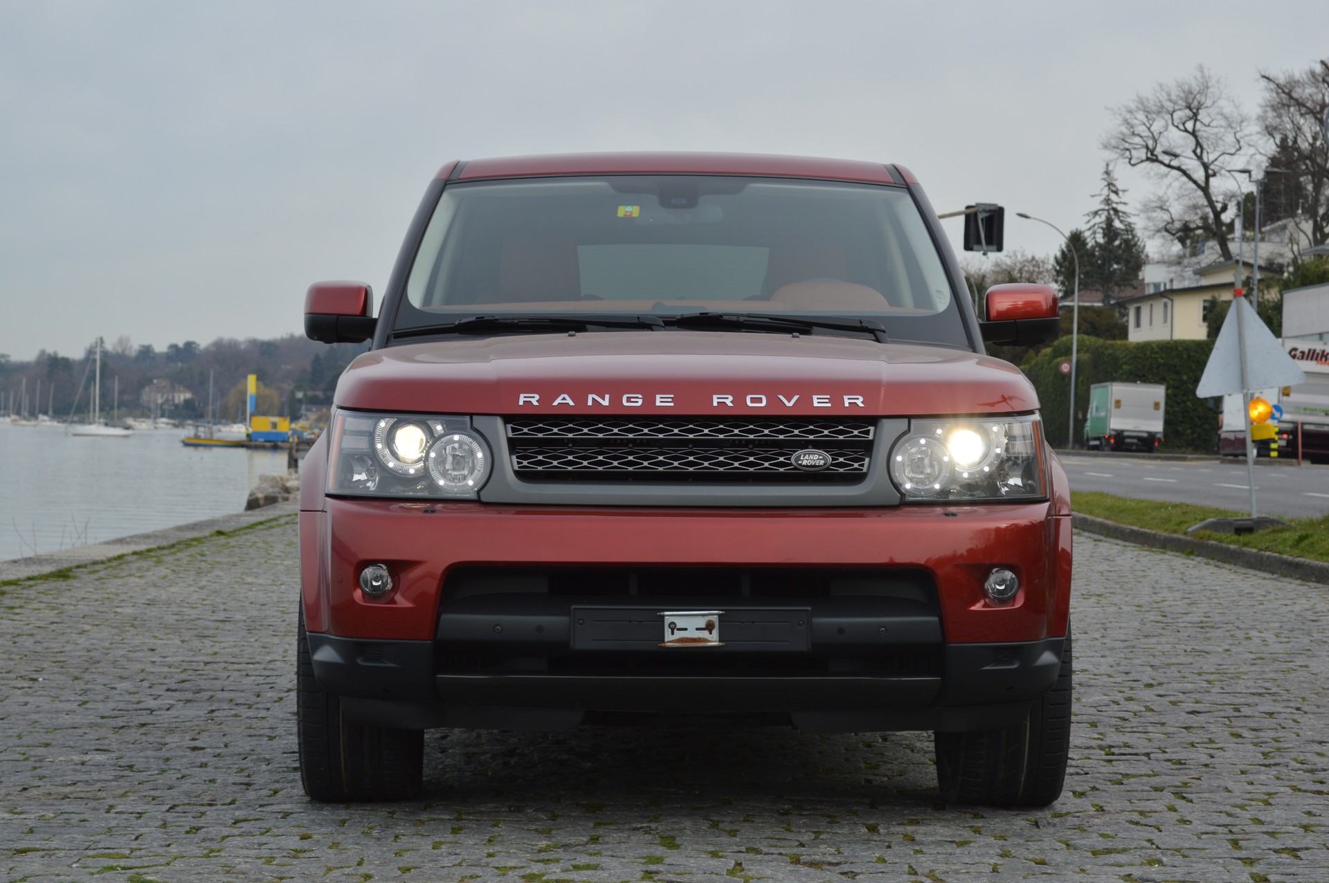 LAND ROVER Range Rover Sport 3.0 TDV6 HSE Automatic-image-1