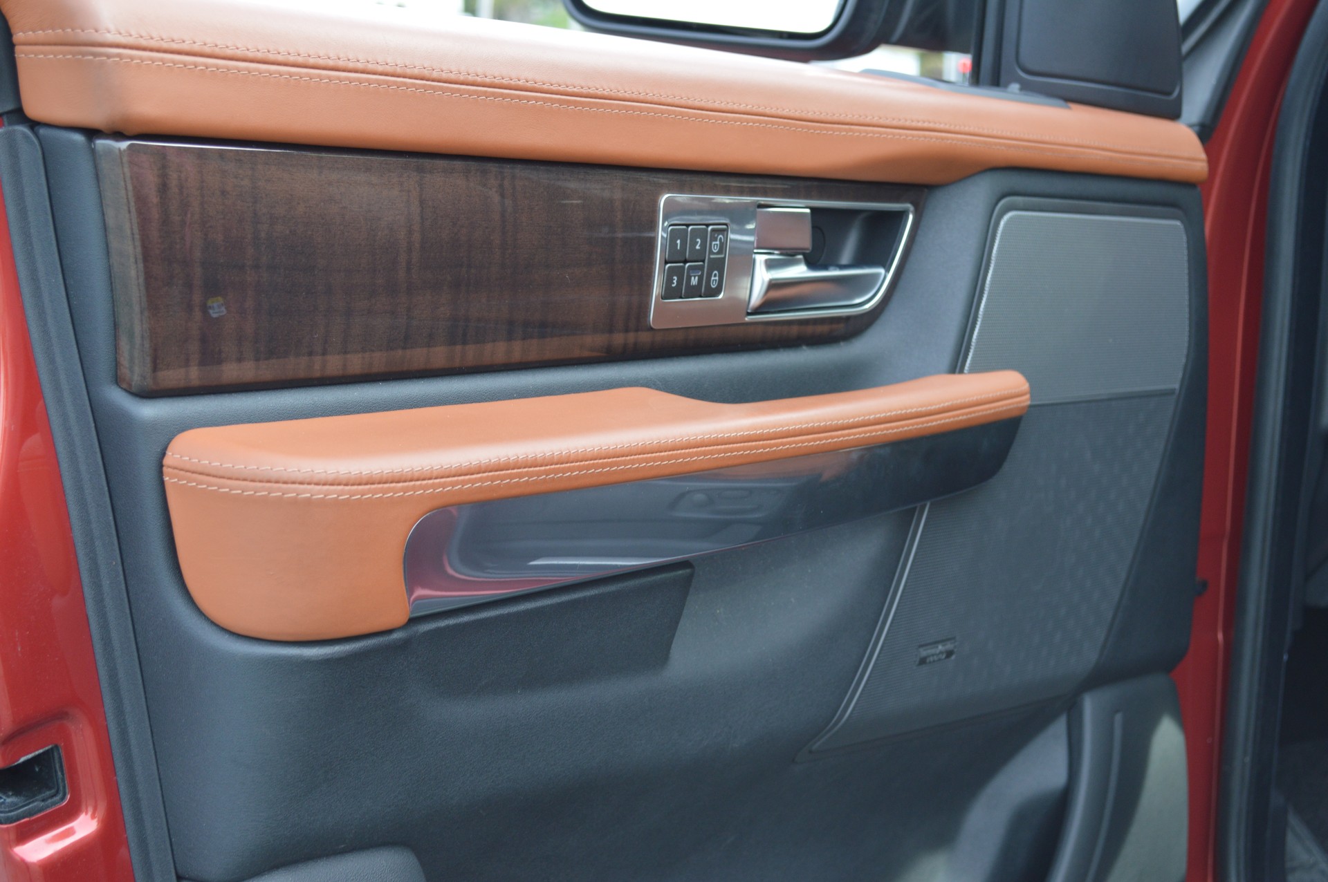 LAND ROVER Range Rover Sport 3.0 TDV6 HSE Automatic-image-13