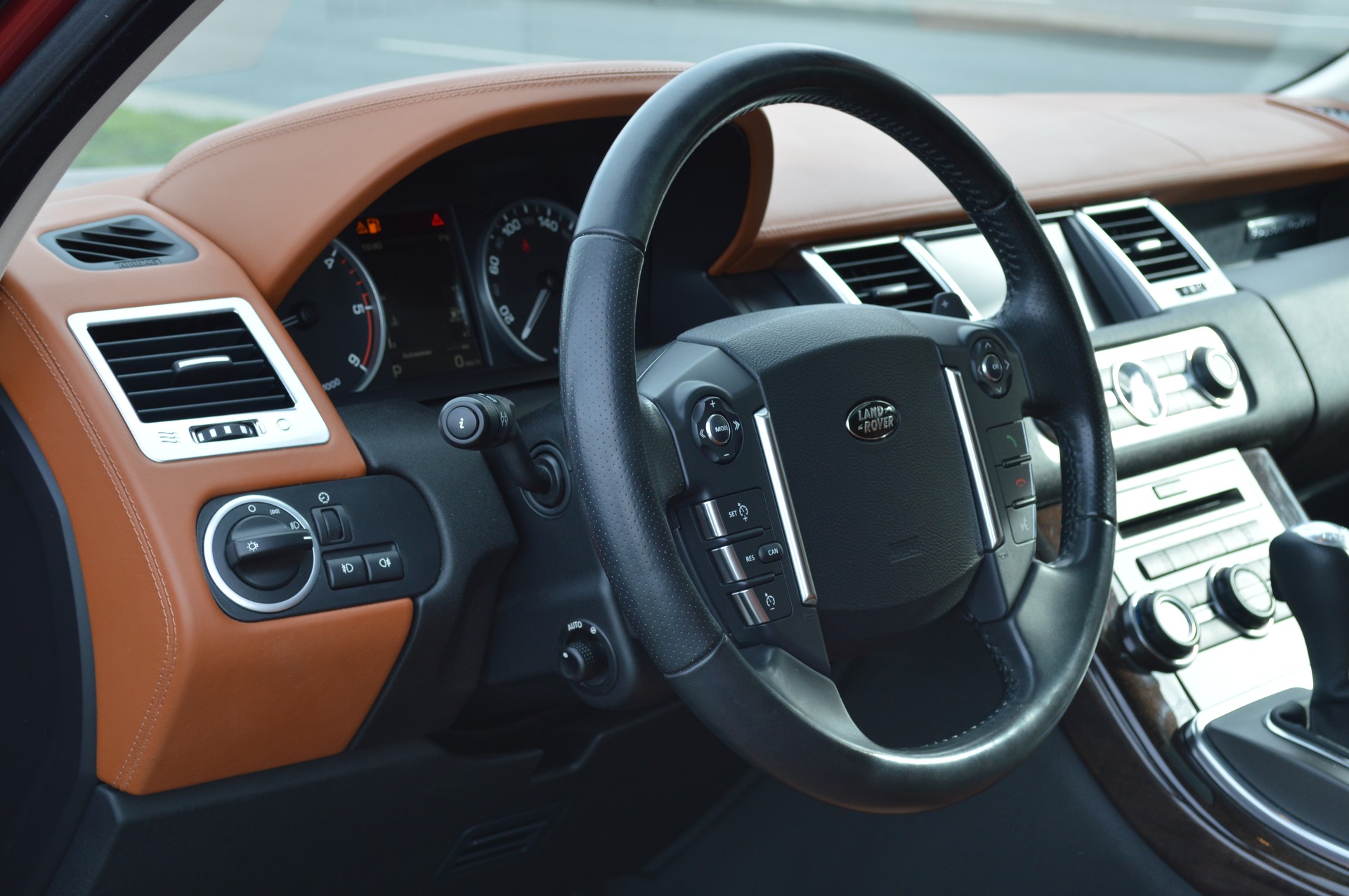 LAND ROVER Range Rover Sport 3.0 TDV6 HSE Automatic-image-12