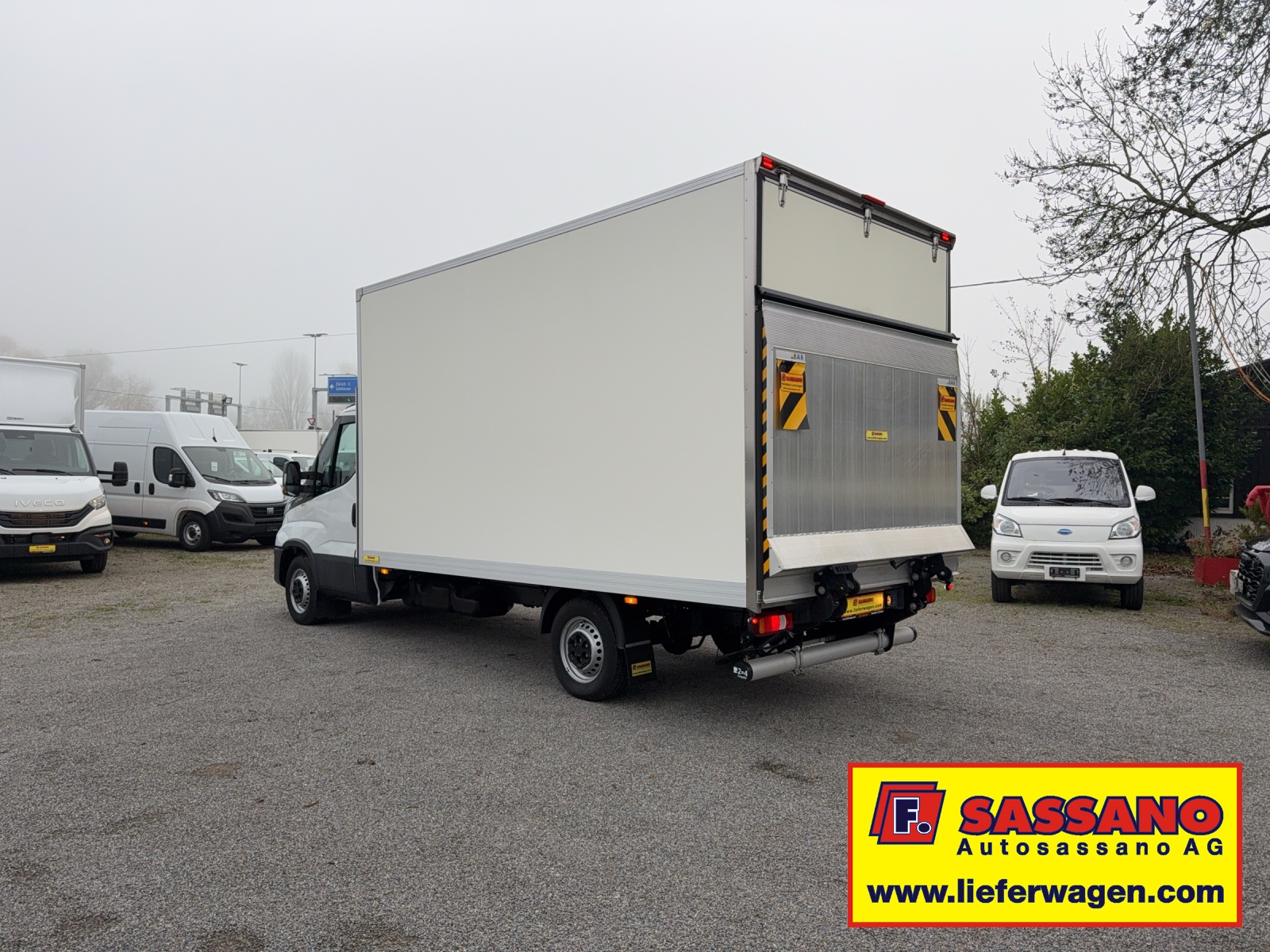 IVECO Daily 35S18 HI-MATCI Koffer mit Hebebühne + Seitentüre-image-5