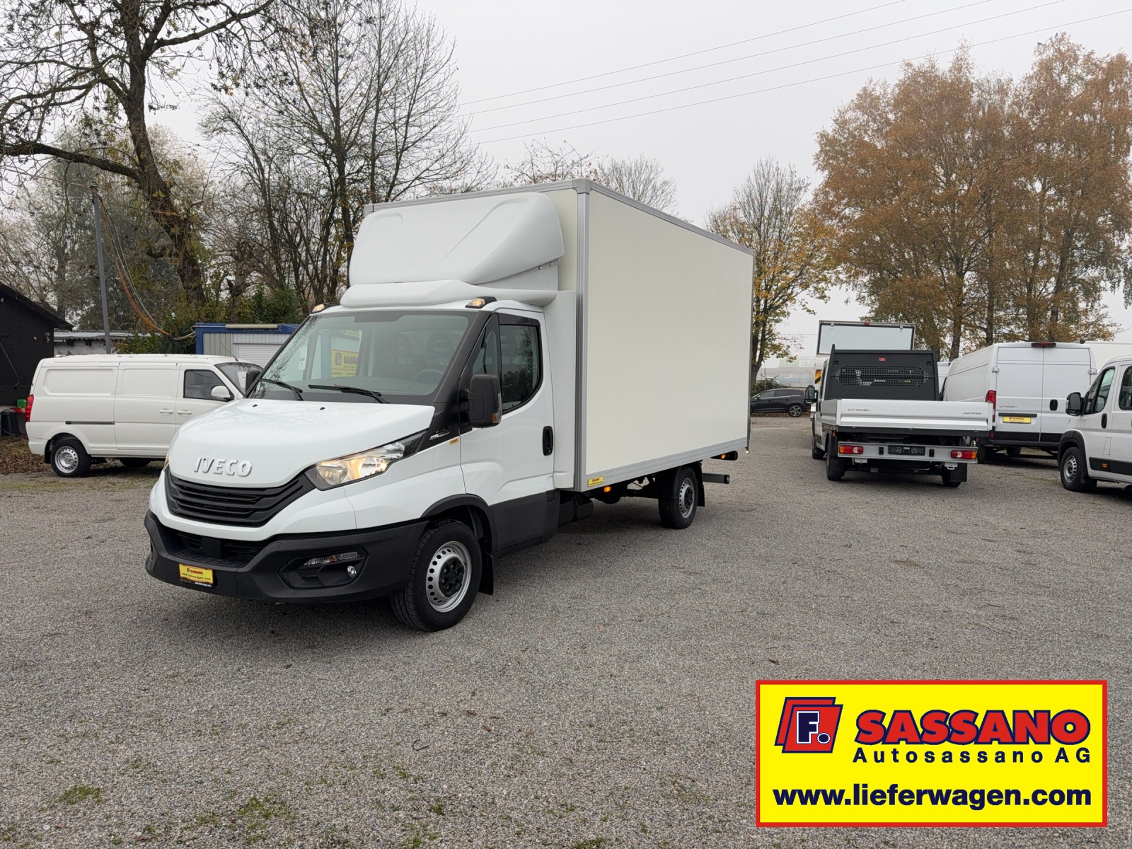 IVECO Daily 35S18 HI-MATCI Koffer mit Hebebühne + Seitentüre-image-0