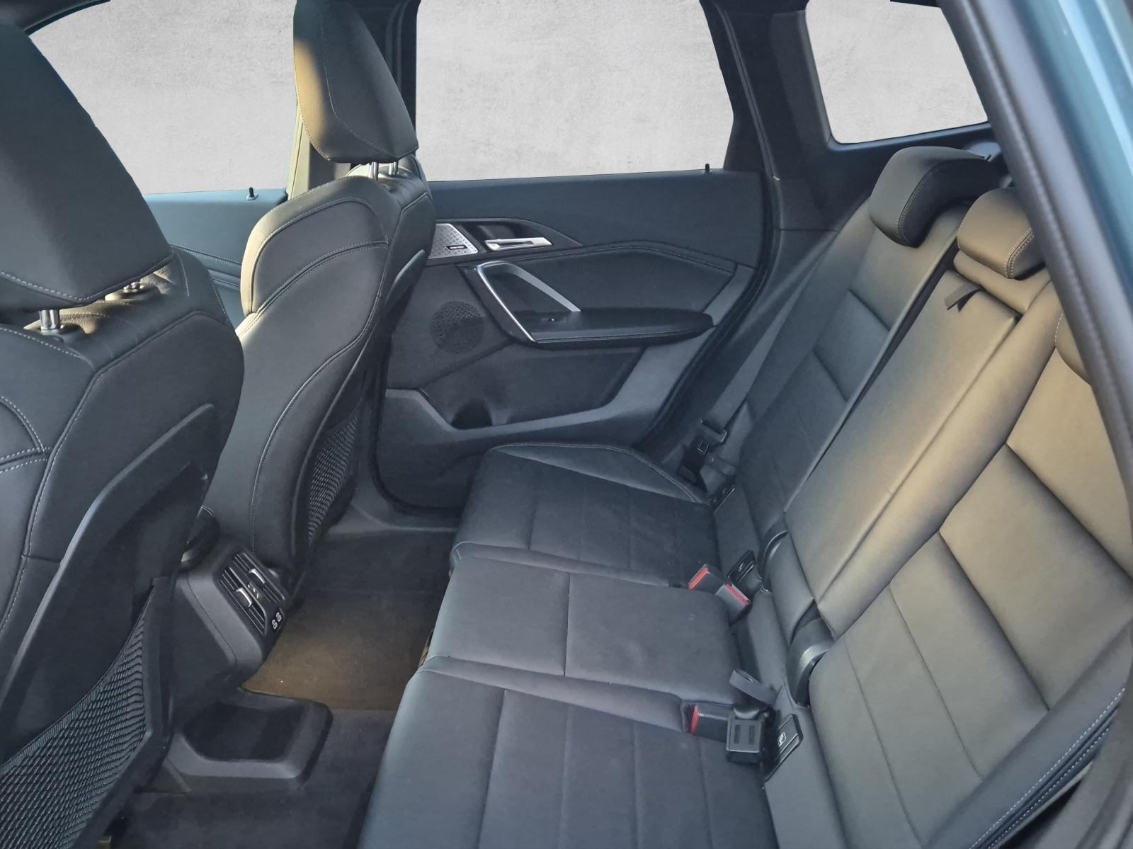 BMW X1 23i xDrive paddles-image-6