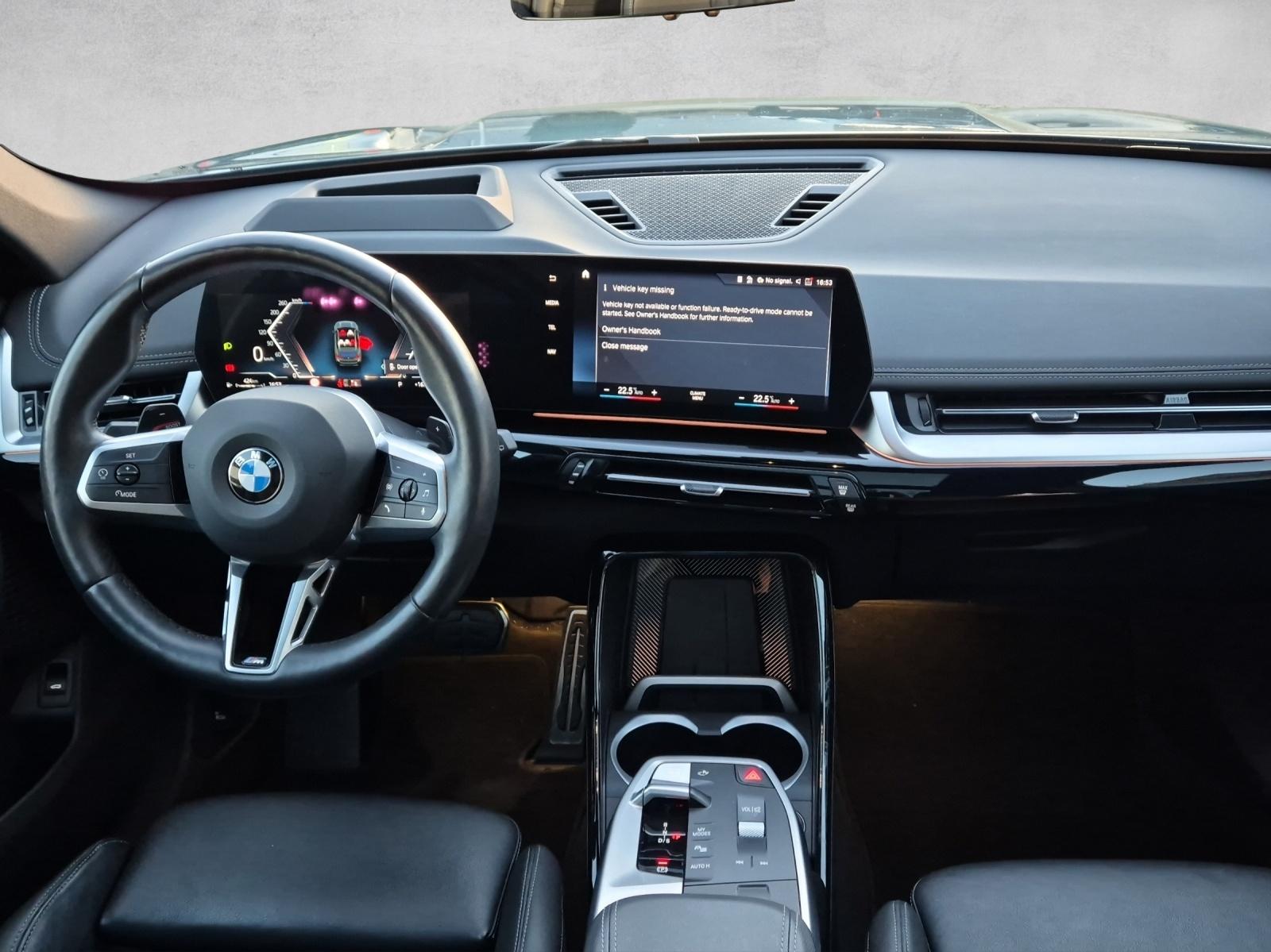 BMW X1 23i xDrive paddles-image-4