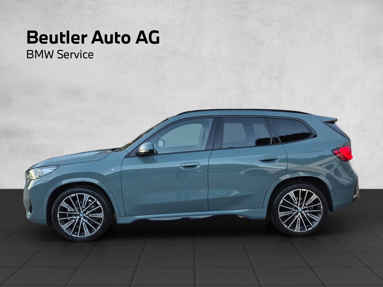 BMW X1 23i xDrive paddles-showroom-element-1