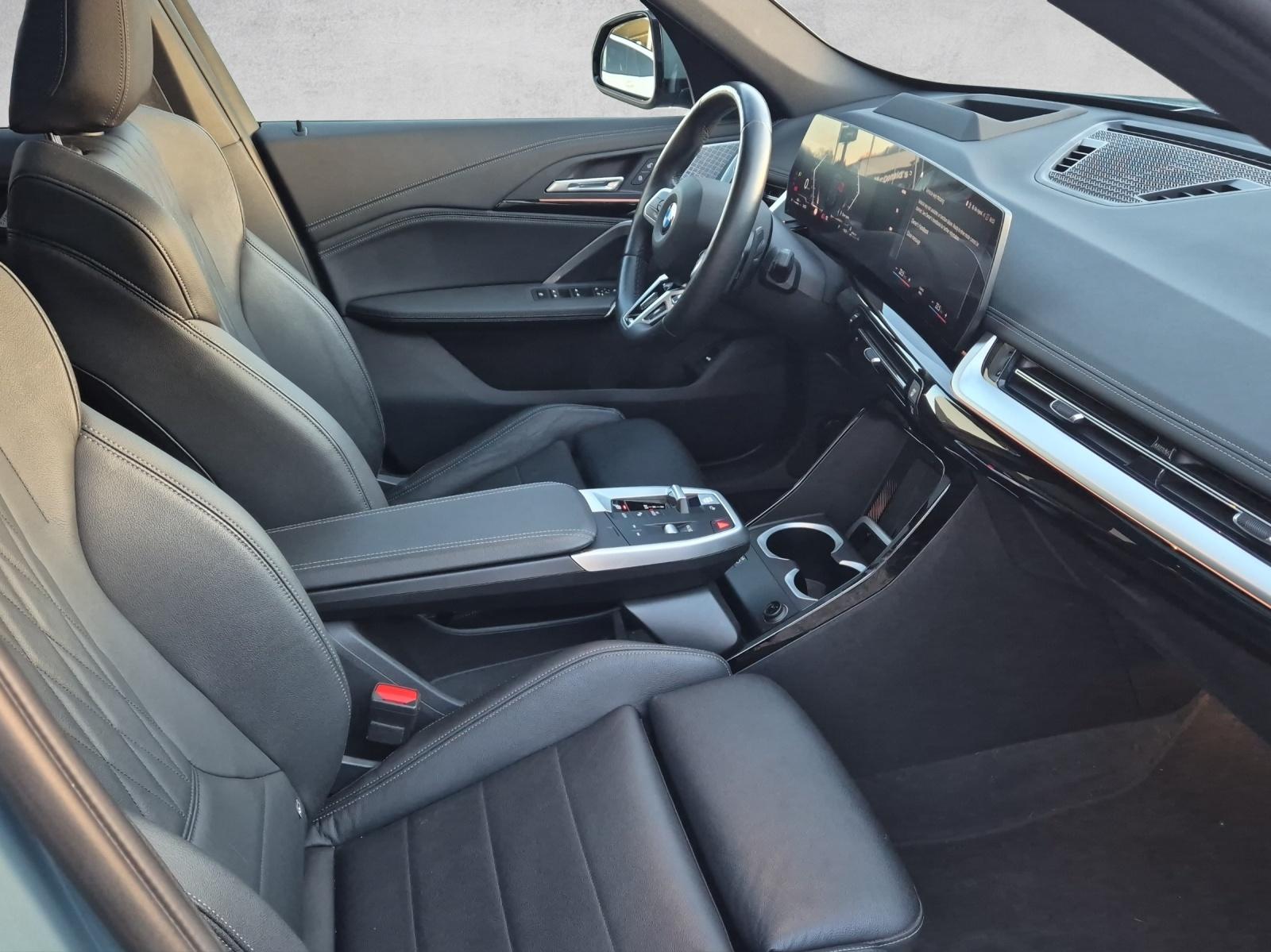 BMW X1 23i xDrive paddles-showroom-element-3